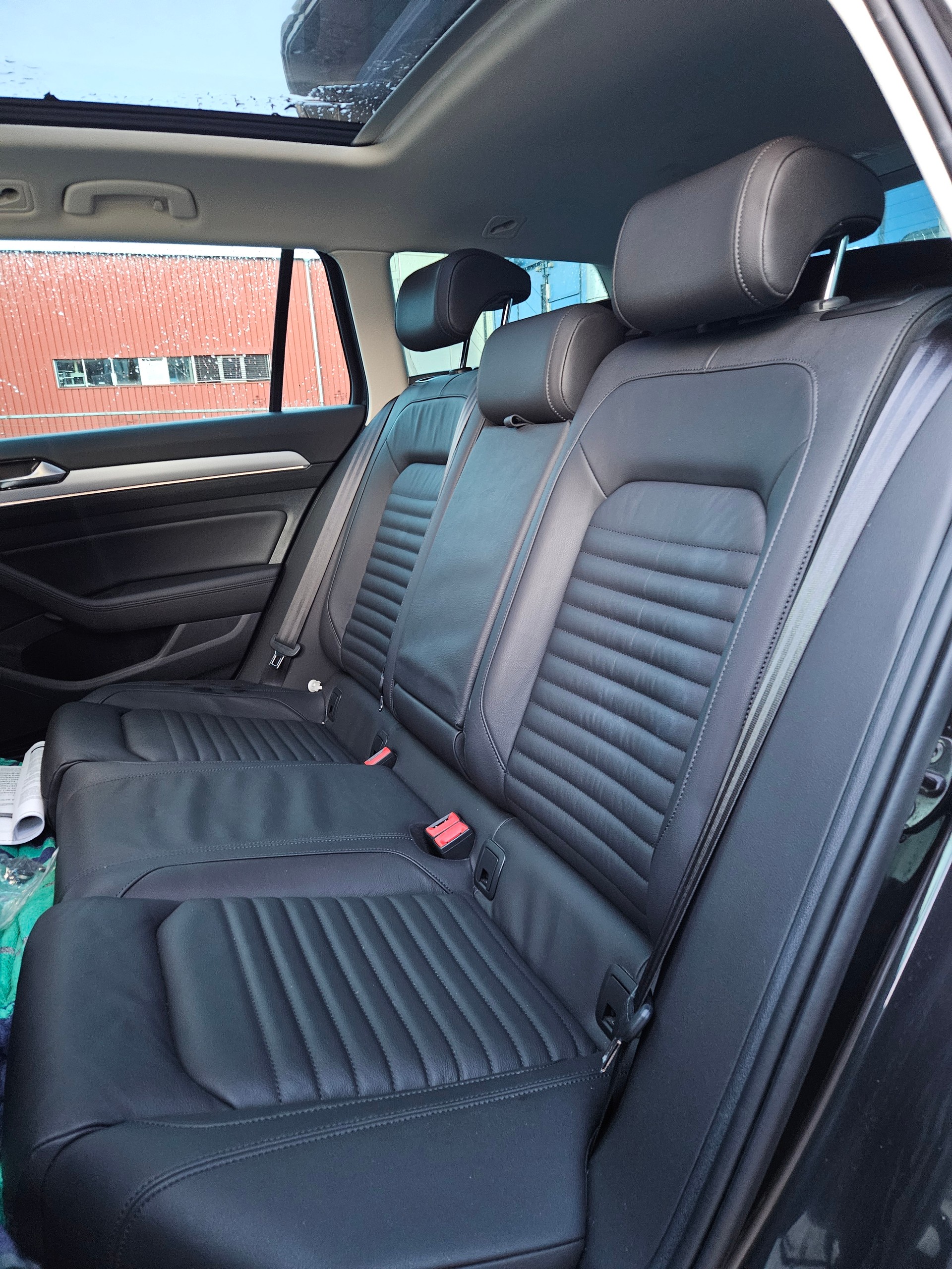 VW Passat Variant 2.0 TDI SCR BMT Highline DSG-image-8