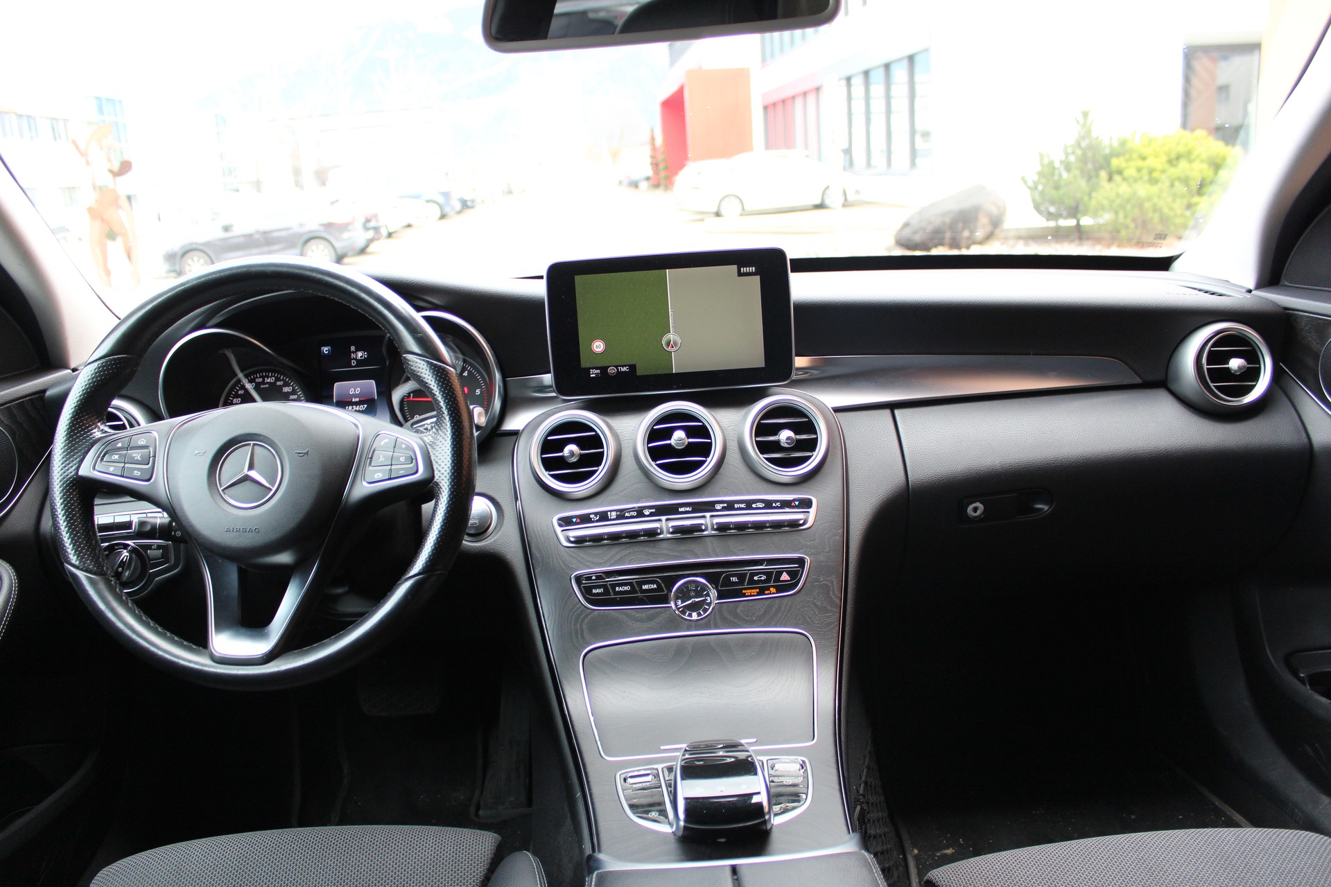 MERCEDES-BENZ d AMG Line-image-7