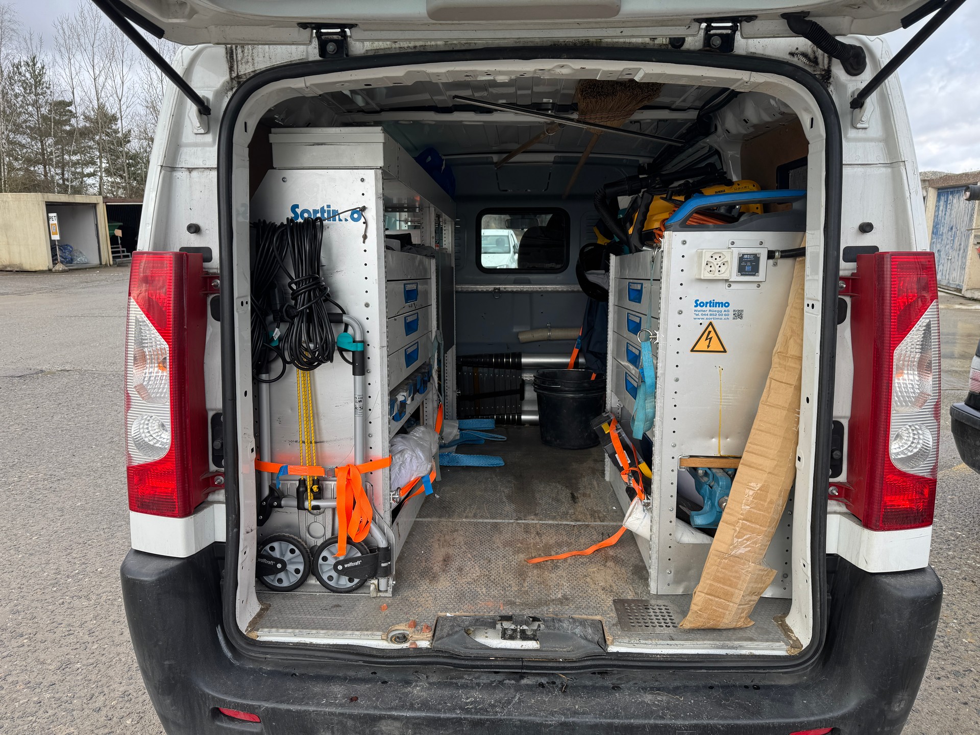 TOYOTA Proace 2.0D Panel Van Luna L1H1
