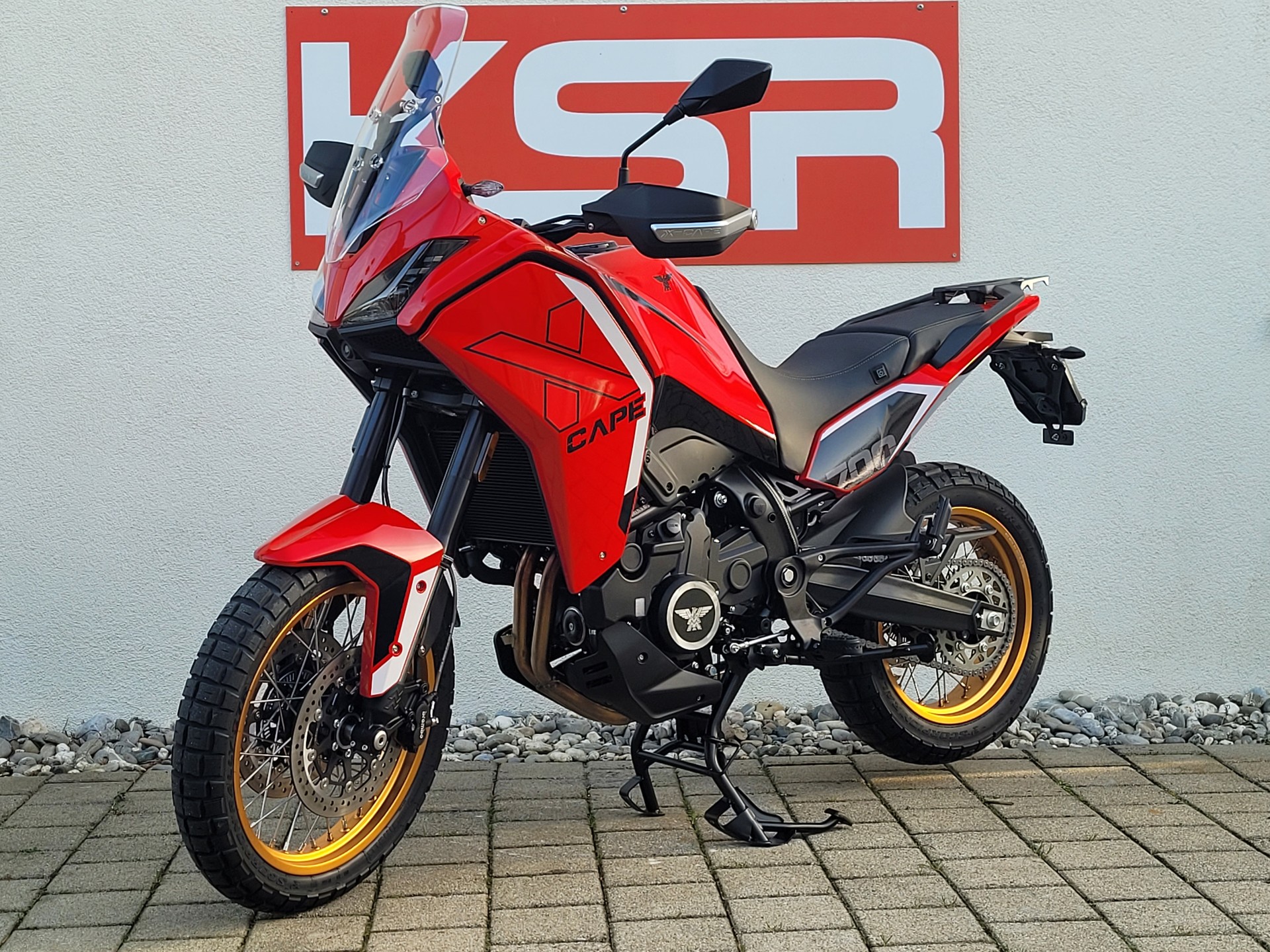 MOTO MORINI X-Cape 700 Gold Edition-image-2