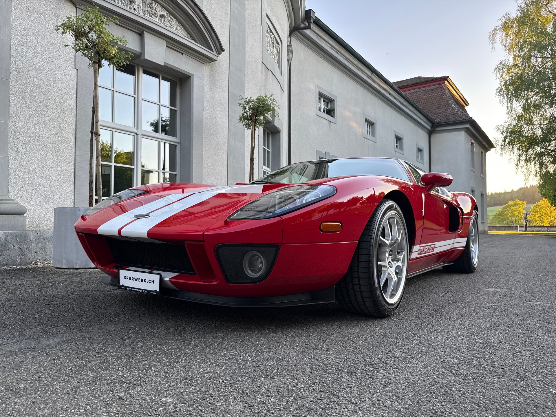 FORD GT MARK VI RED 5.4 V8 / Video: https://www.youtube.com/watch?v=muH95JVOGEU-showroom-element-1