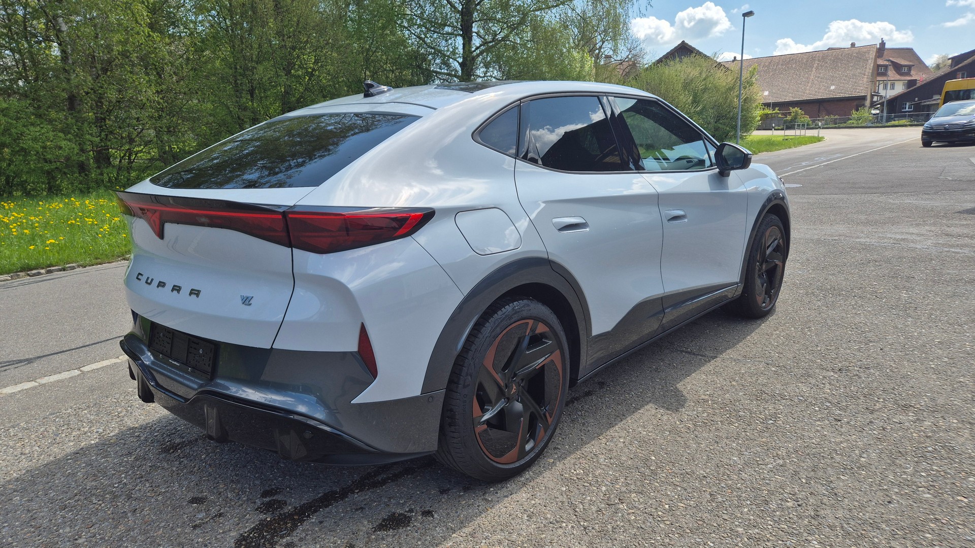 CUPRA Tavascan Type 9 77 kWh VZ Adrenaline-showroom-element-3
