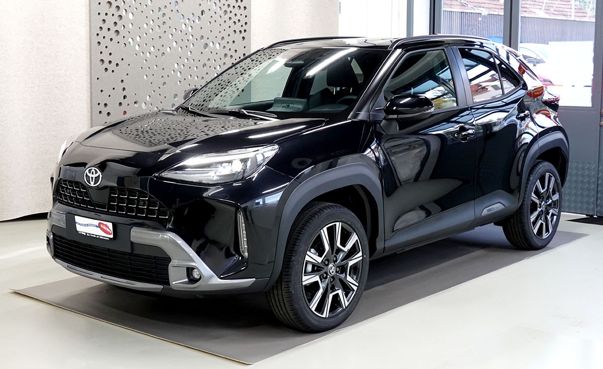 TOYOTA Yaris Cross 1.5 Premium 2WD e-CVT MY 2026