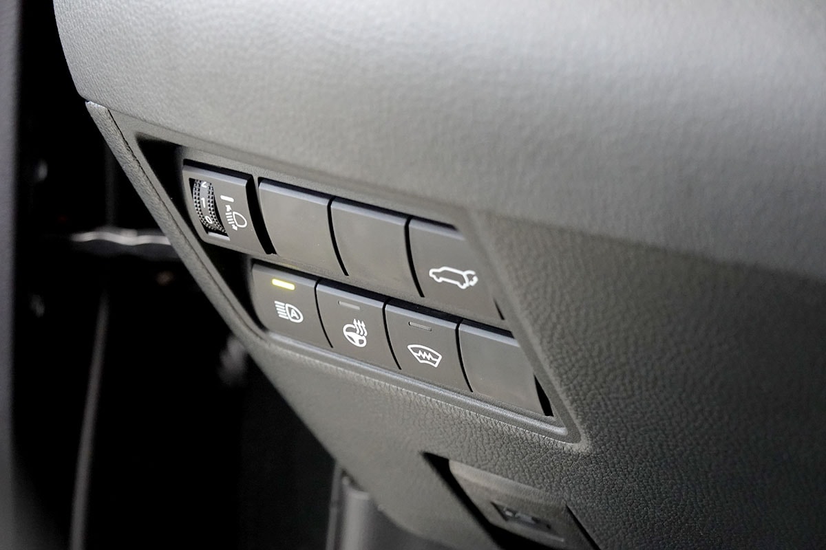 TOYOTA Yaris Cross 1.5 Premium 2WD e-CVT MY 2026-image-11