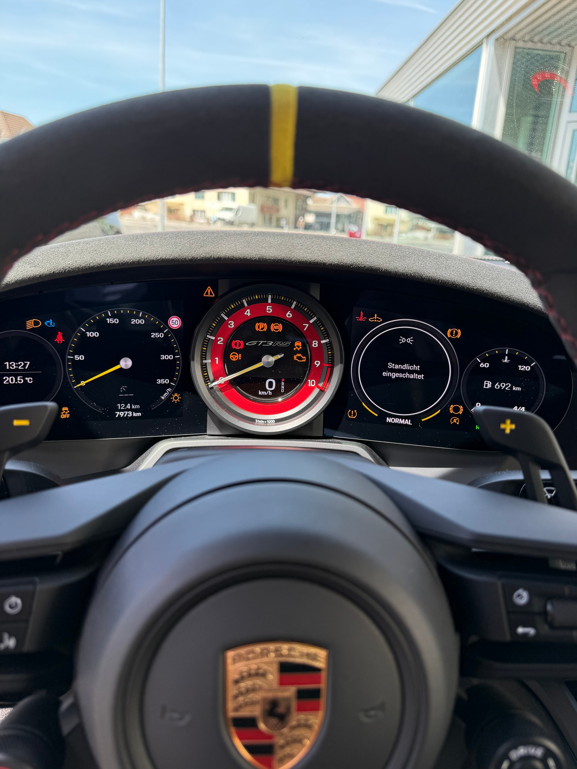 PORSCHE 911 GT3 RS Weissach-image-12