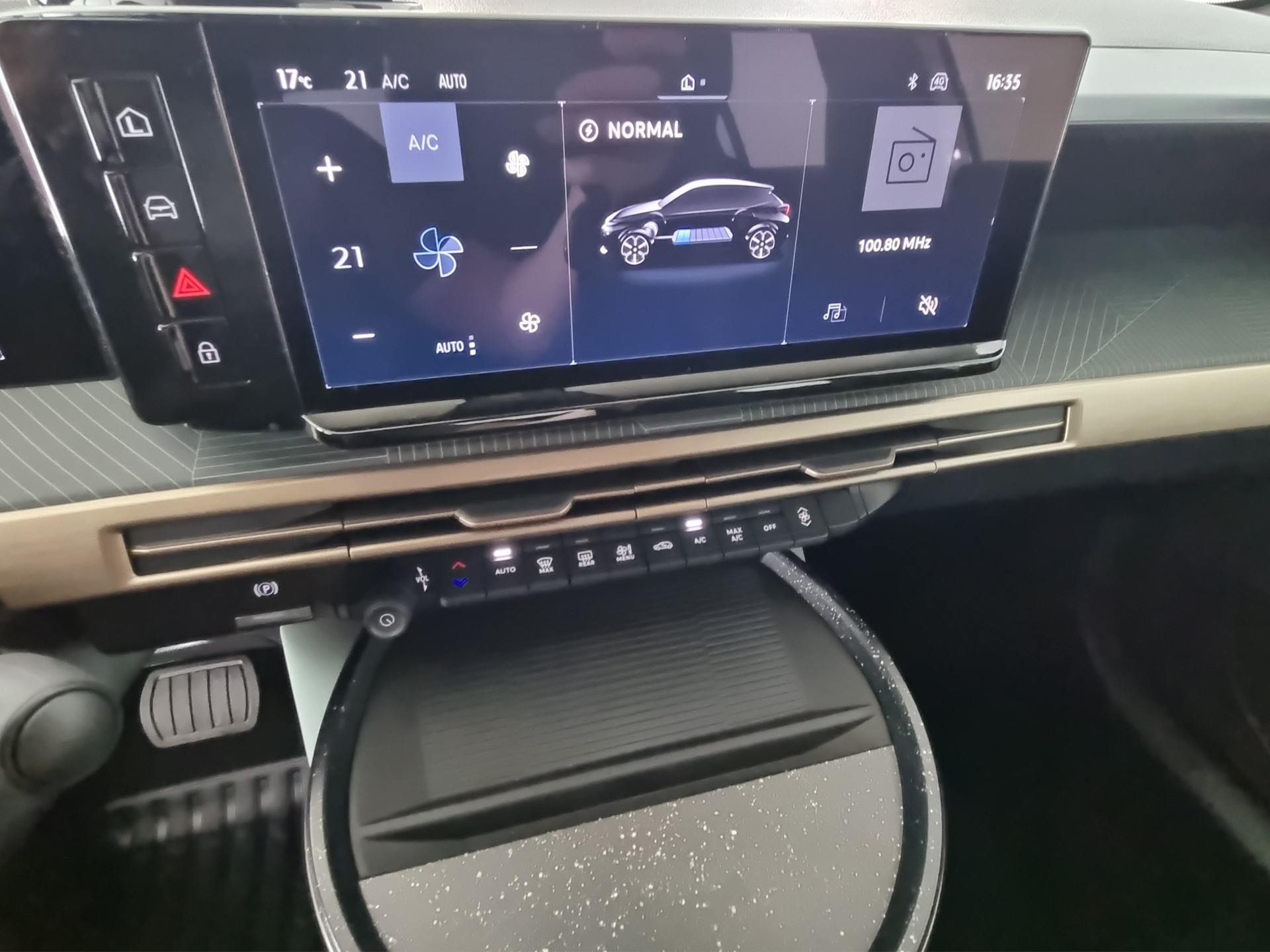 LANCIA Ypsilon Elektro 156-image-13