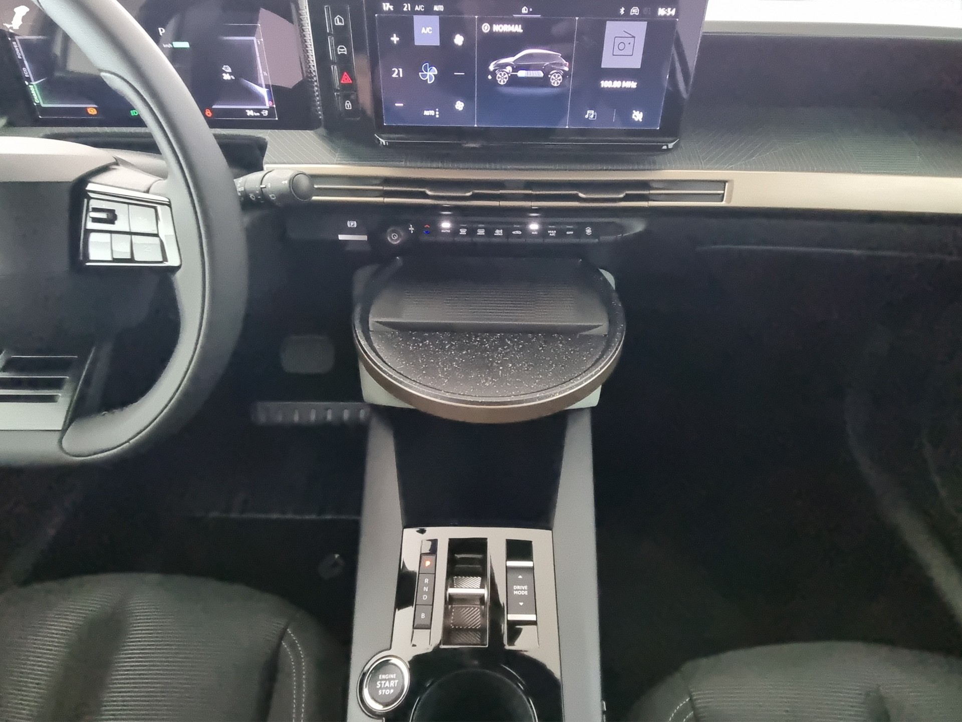 LANCIA Ypsilon Elektro 156-image-9