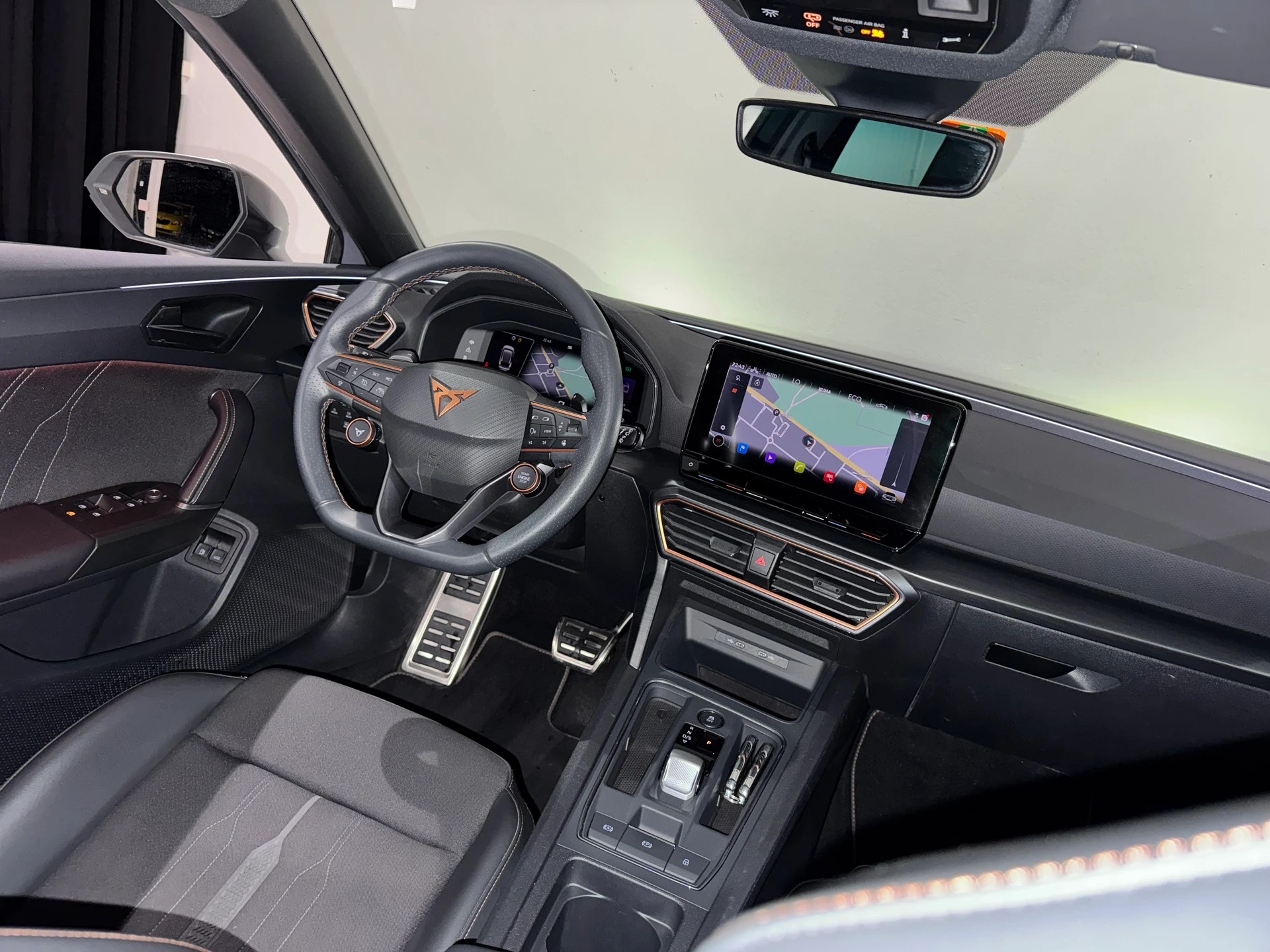 CUPRA LEON ST 1.4 e-HYBRID pHEV DSG-image-12