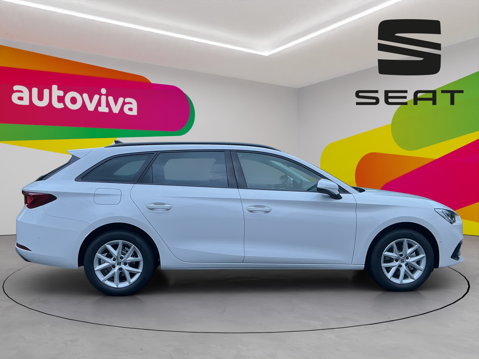 SEAT Leon ST 1.5 eTSI mHEV DSG Style-showroom-element-3
