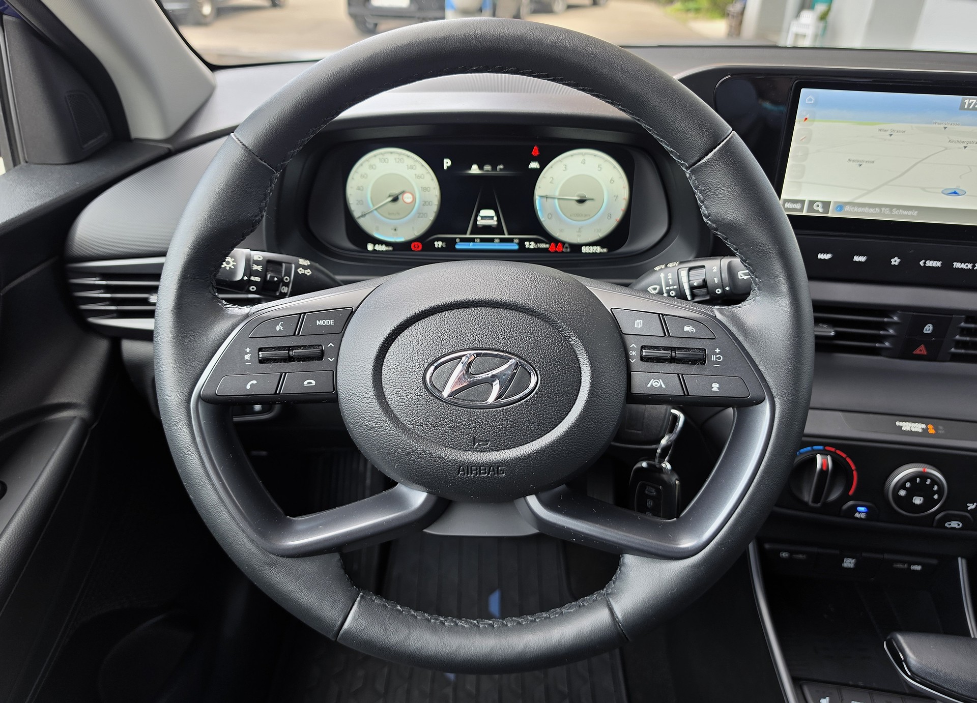 HYUNDAI i20 1.0 T-GDi Amplia DCT-image-12