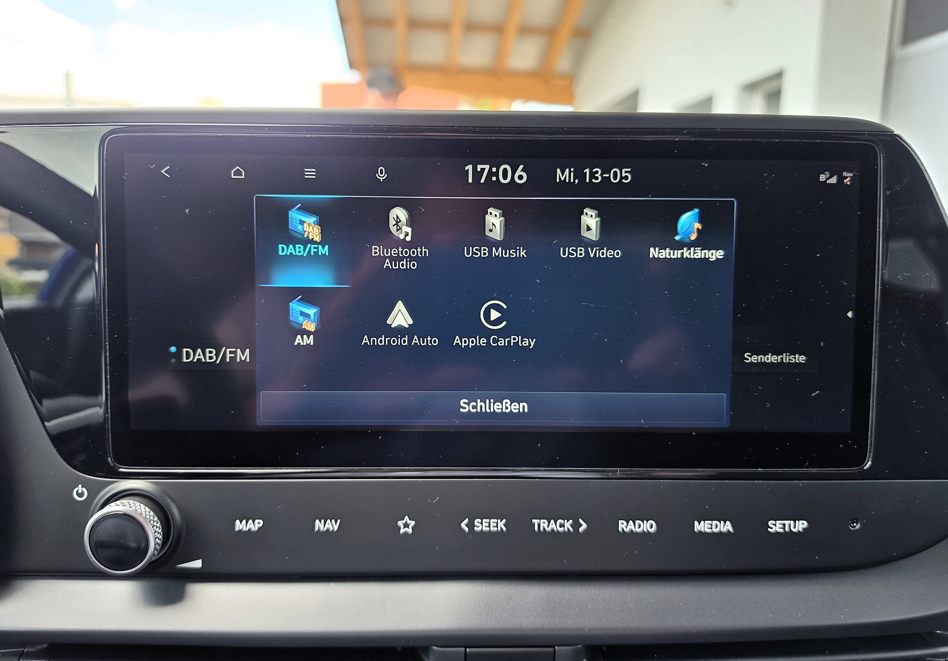 HYUNDAI i20 1.0 T-GDi Amplia DCT-image-10