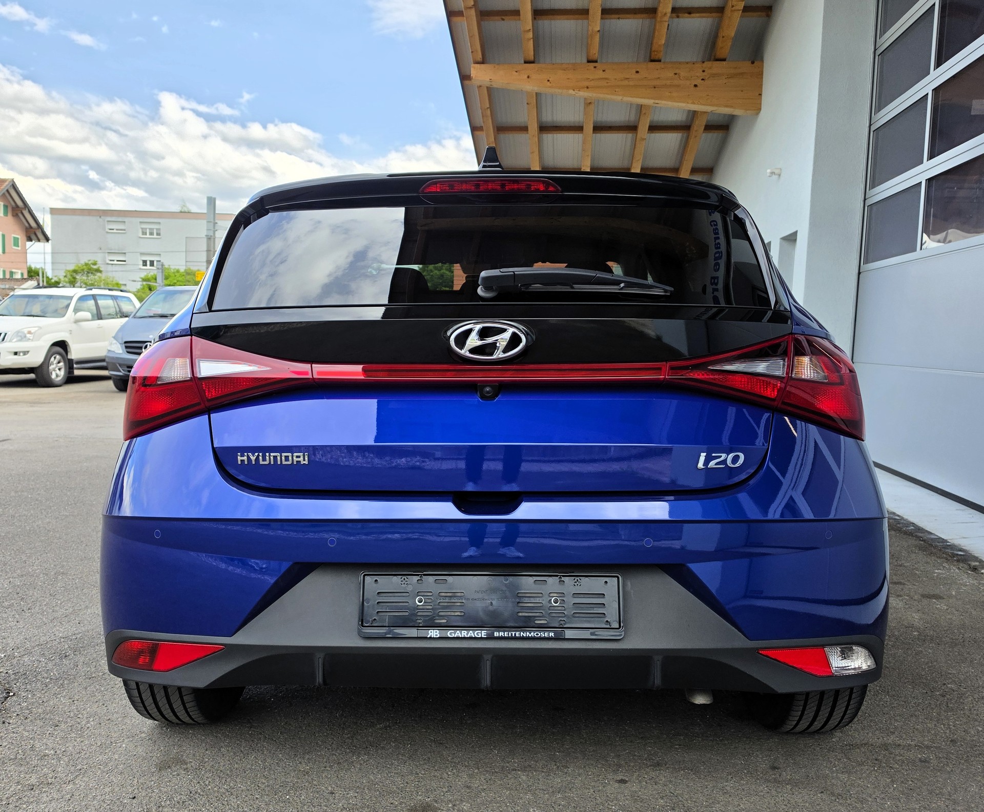 HYUNDAI i20 1.0 T-GDi Amplia DCT-showroom-element-3