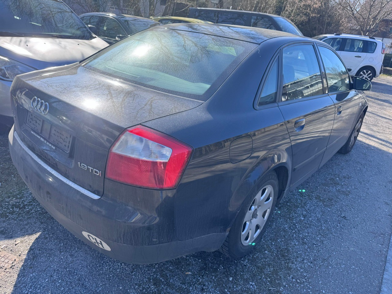 AUDI A4 1.9 TDI-image-3