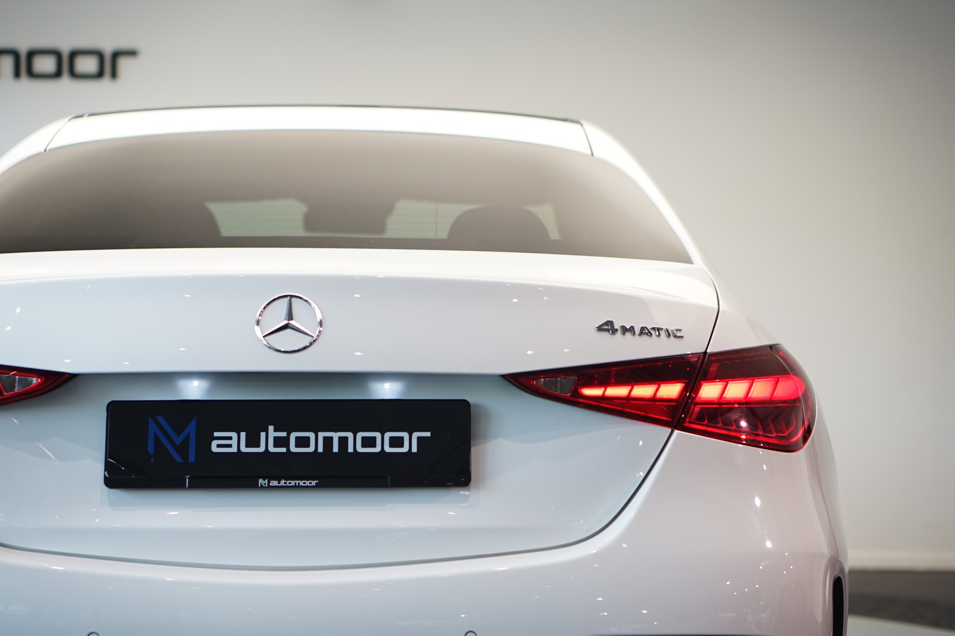 MERCEDES-BENZ C 200 4Matic AMG Line *CH-Fahrzeug*-image-10