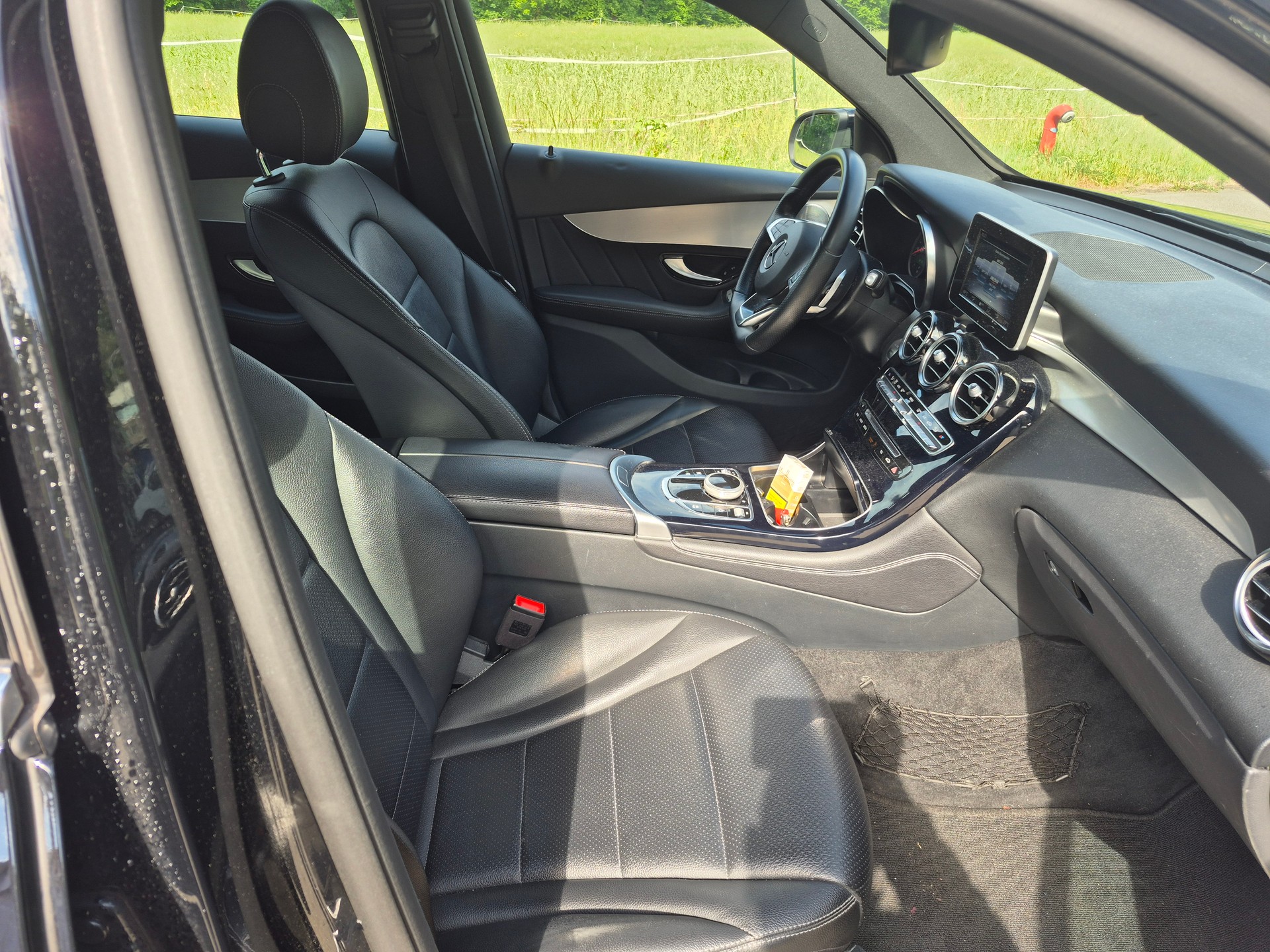 MERCEDES-BENZ GLC 250 d AMG Line 4Matic 9G-Tronic-image-7
