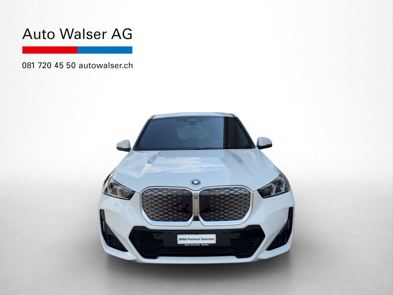 BMW iX1 30 xDrive-image-7