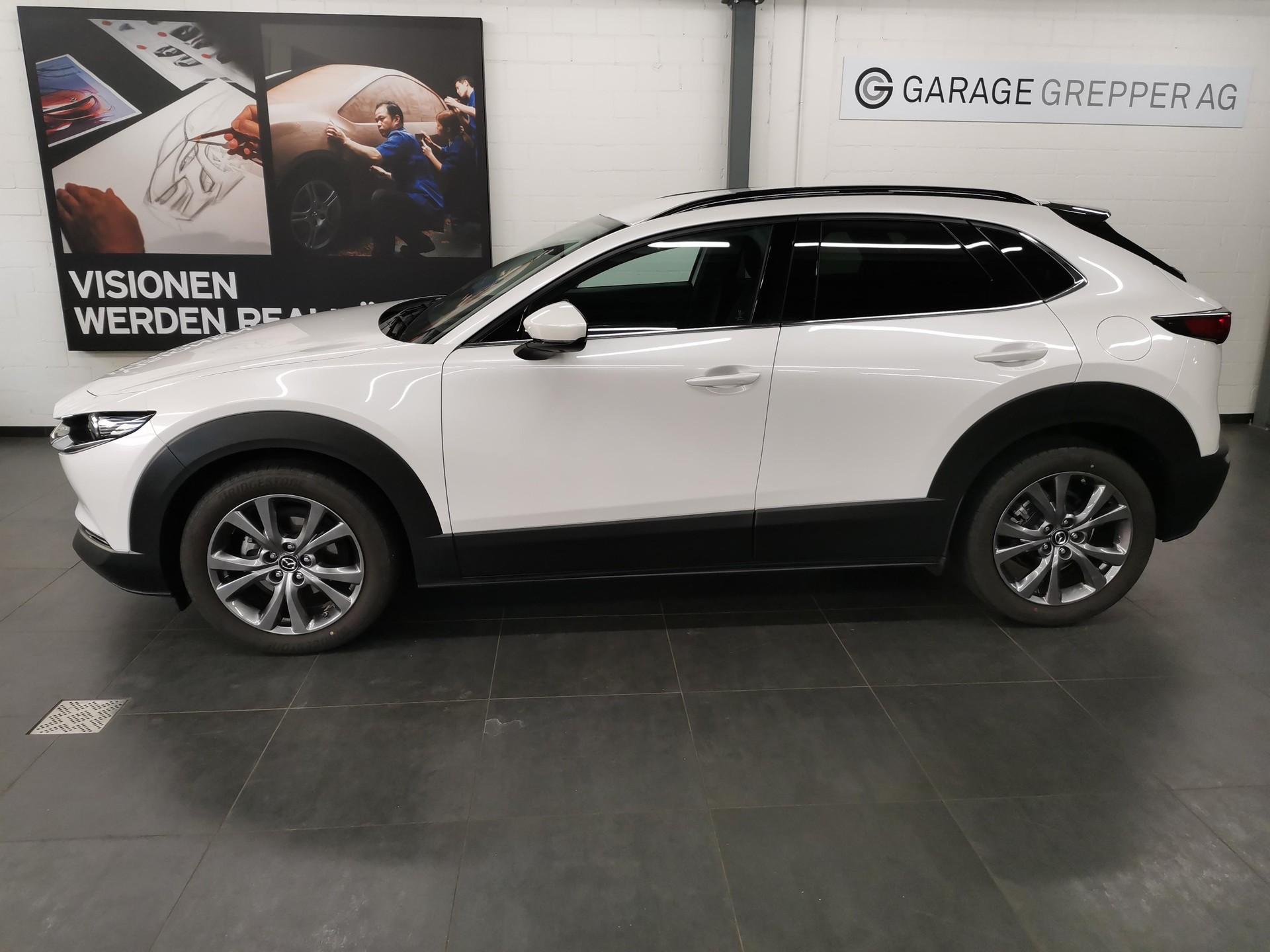 MAZDA CX-30 2.0 186 Exclusive-Line AWD-image-2