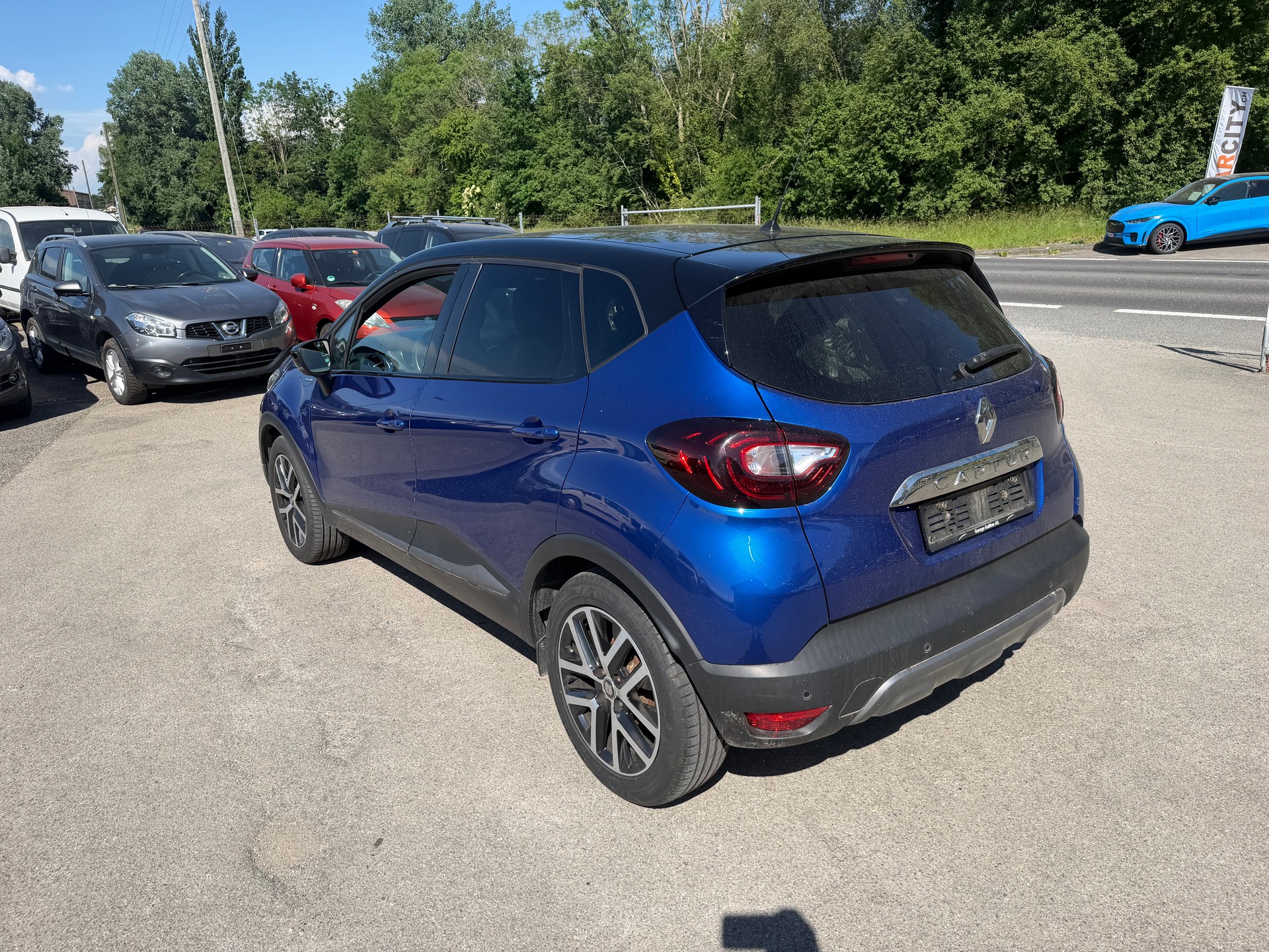 RENAULT Captur 1.3 T 16V S-Edition EDC-image-5