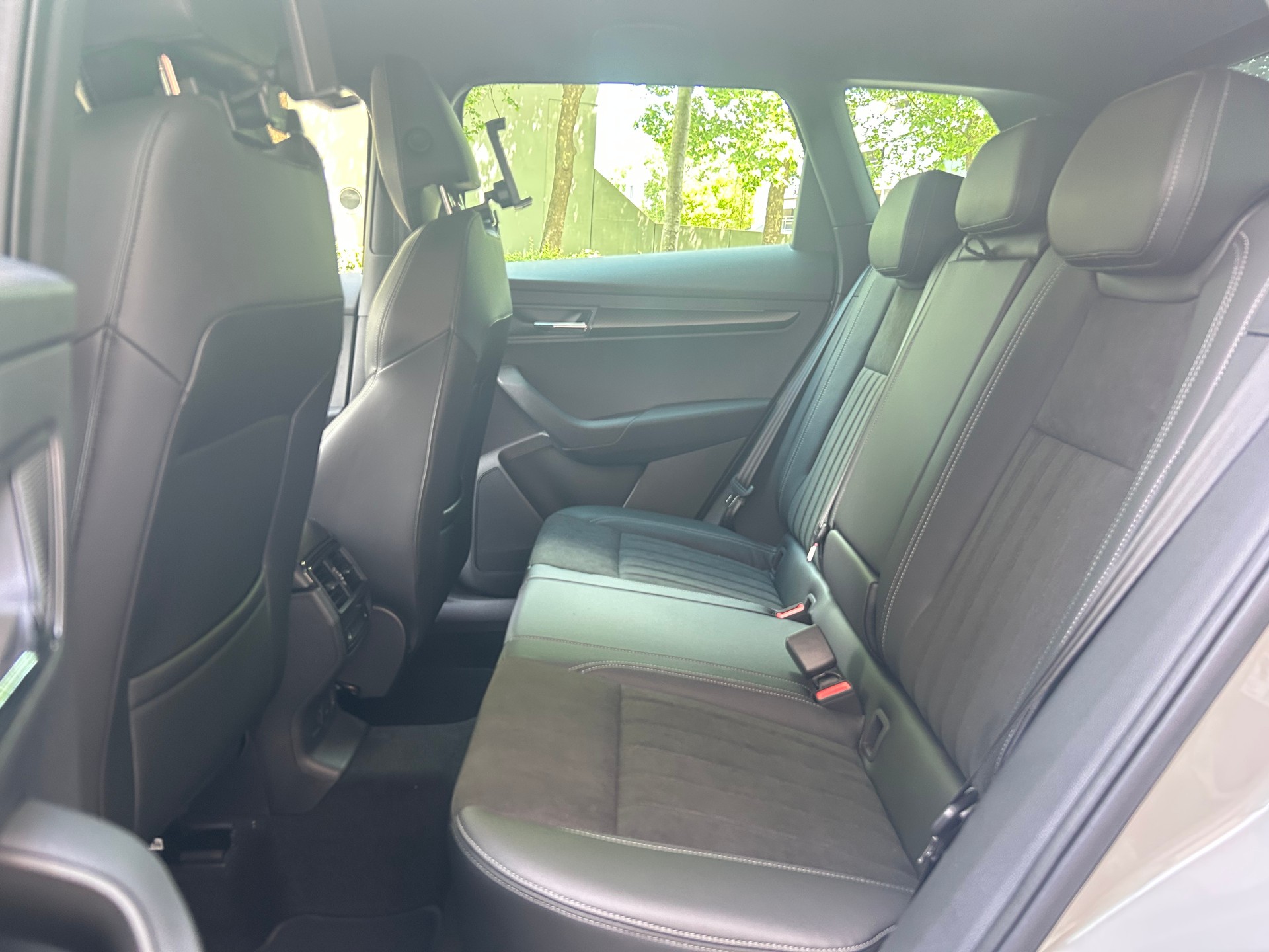 SKODA Karoq 1.5 TSI SportLine DSG-image-6