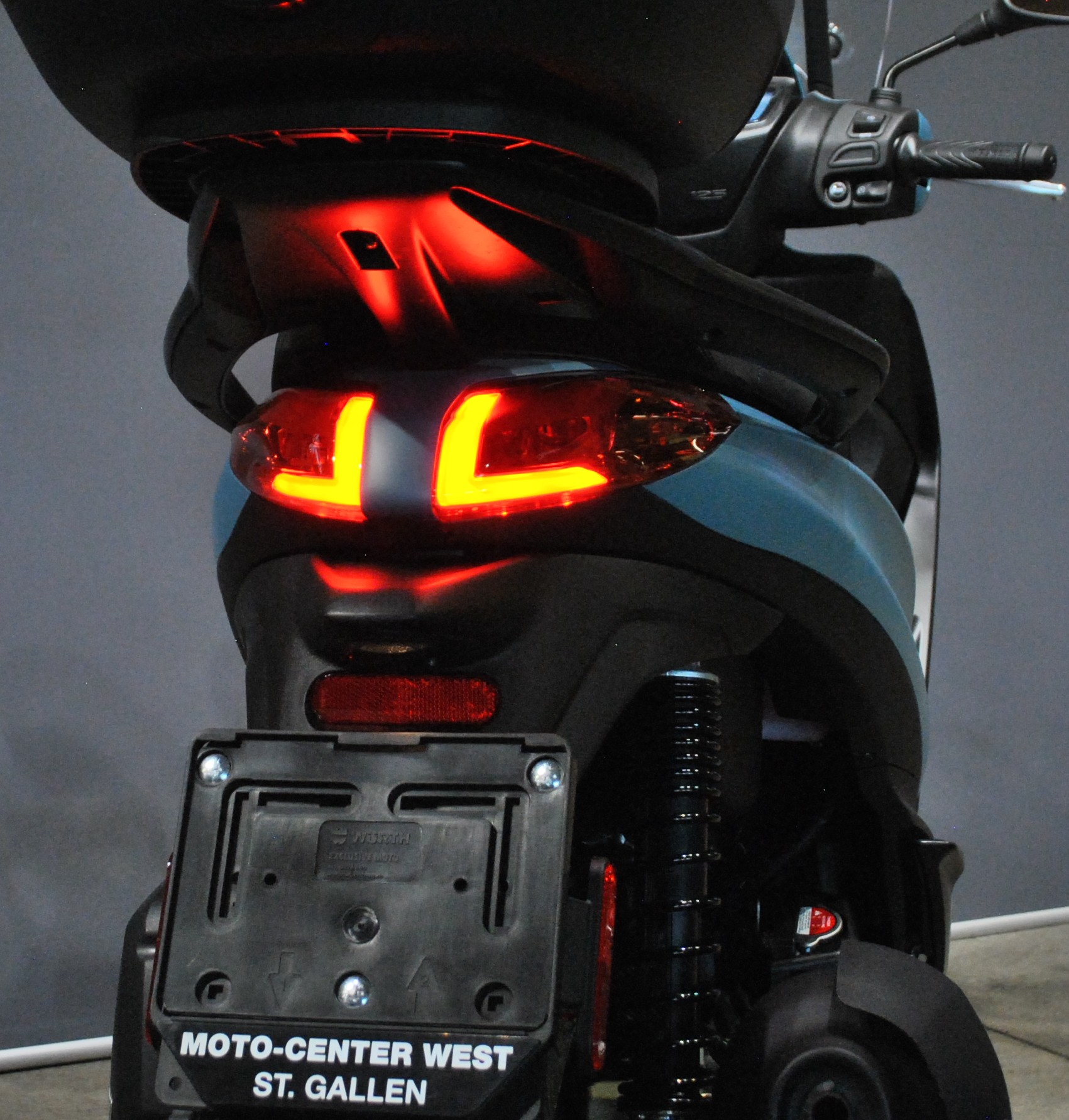 PIAGGIO Medley 125 Sport E5+-image-7