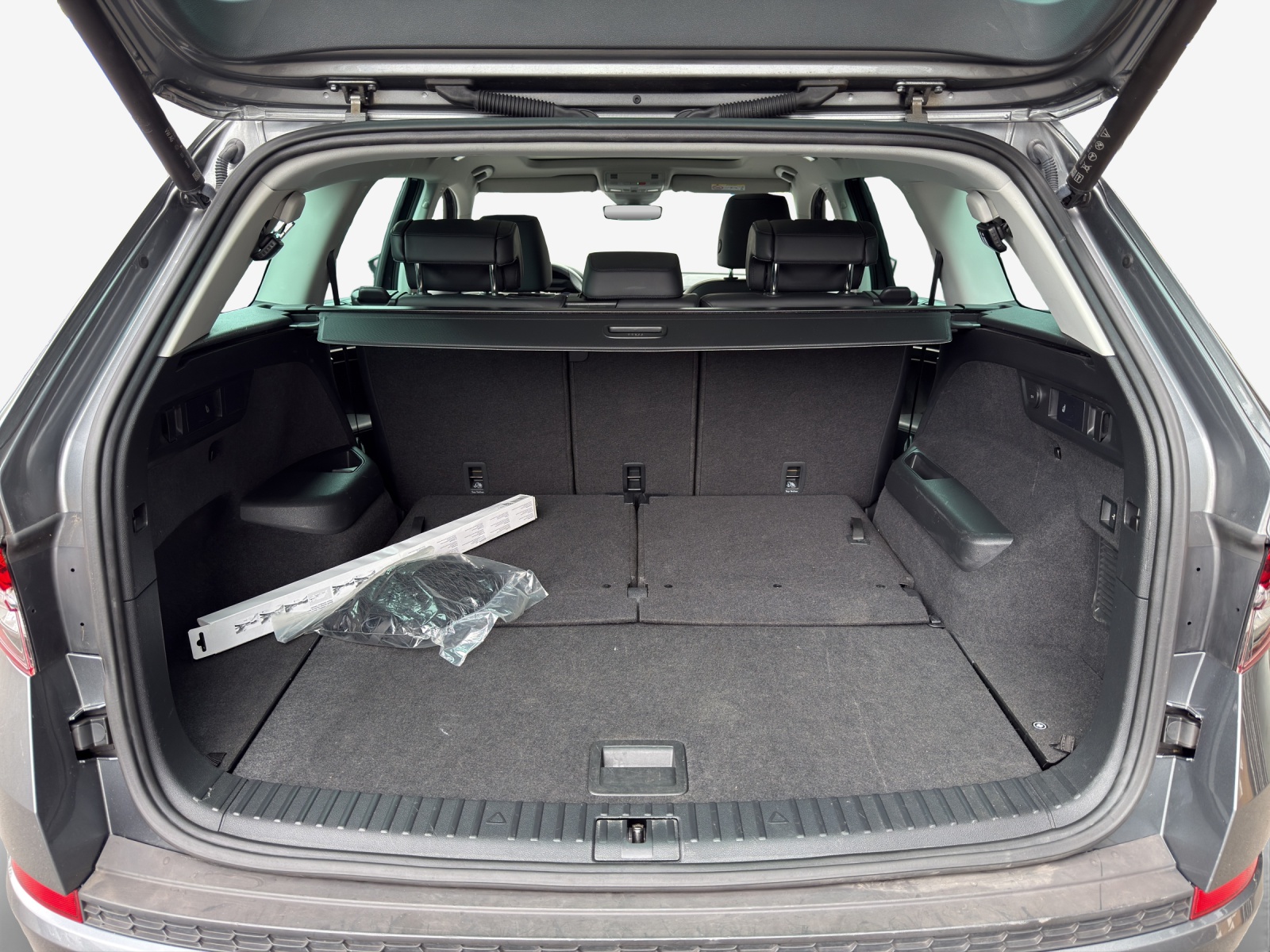 SKODA Kodiaq 2.0 TSI 4x4 L&K-image-12
