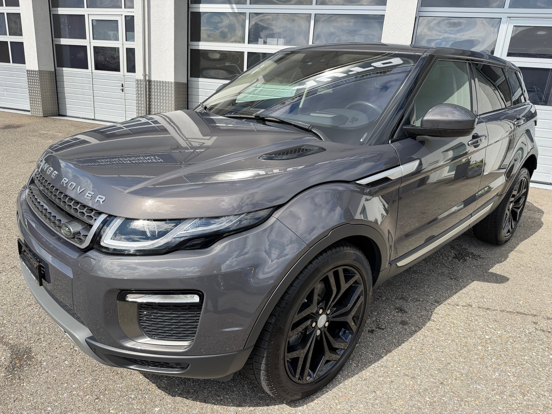 LAND ROVER Range Rover Evoque 2.0 TD4 Pure AT9
