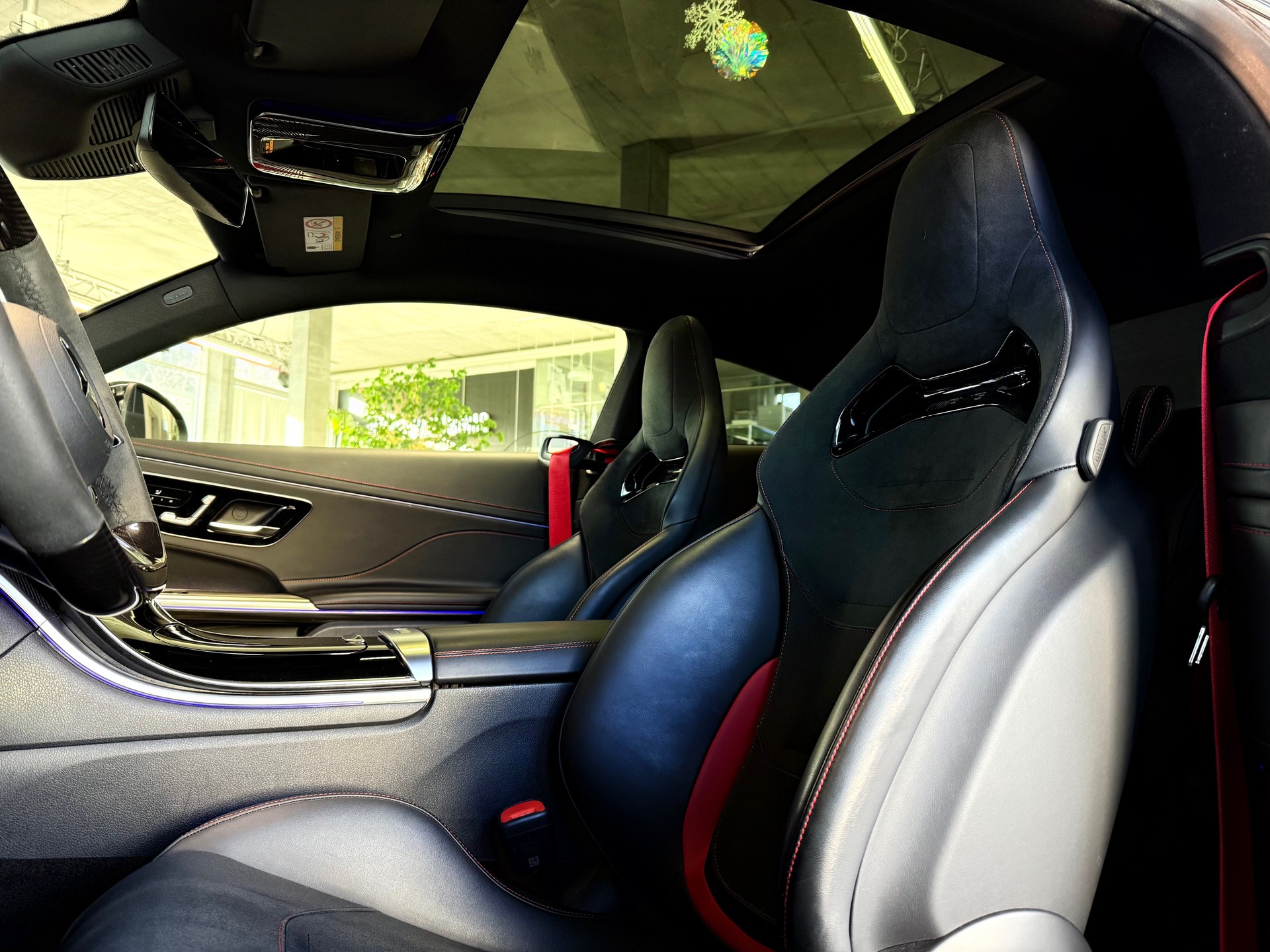 MERCEDES-BENZ CLE 53 Coupé AMG 4Matic+ 9G-Tronic-image-11
