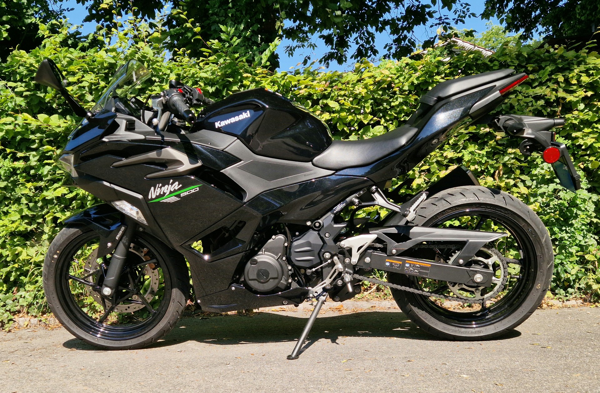 KAWASAKI Kawasaki Ninja 500 2024 | gepflegt & unfallfrei ** gedrosselt **-image-0