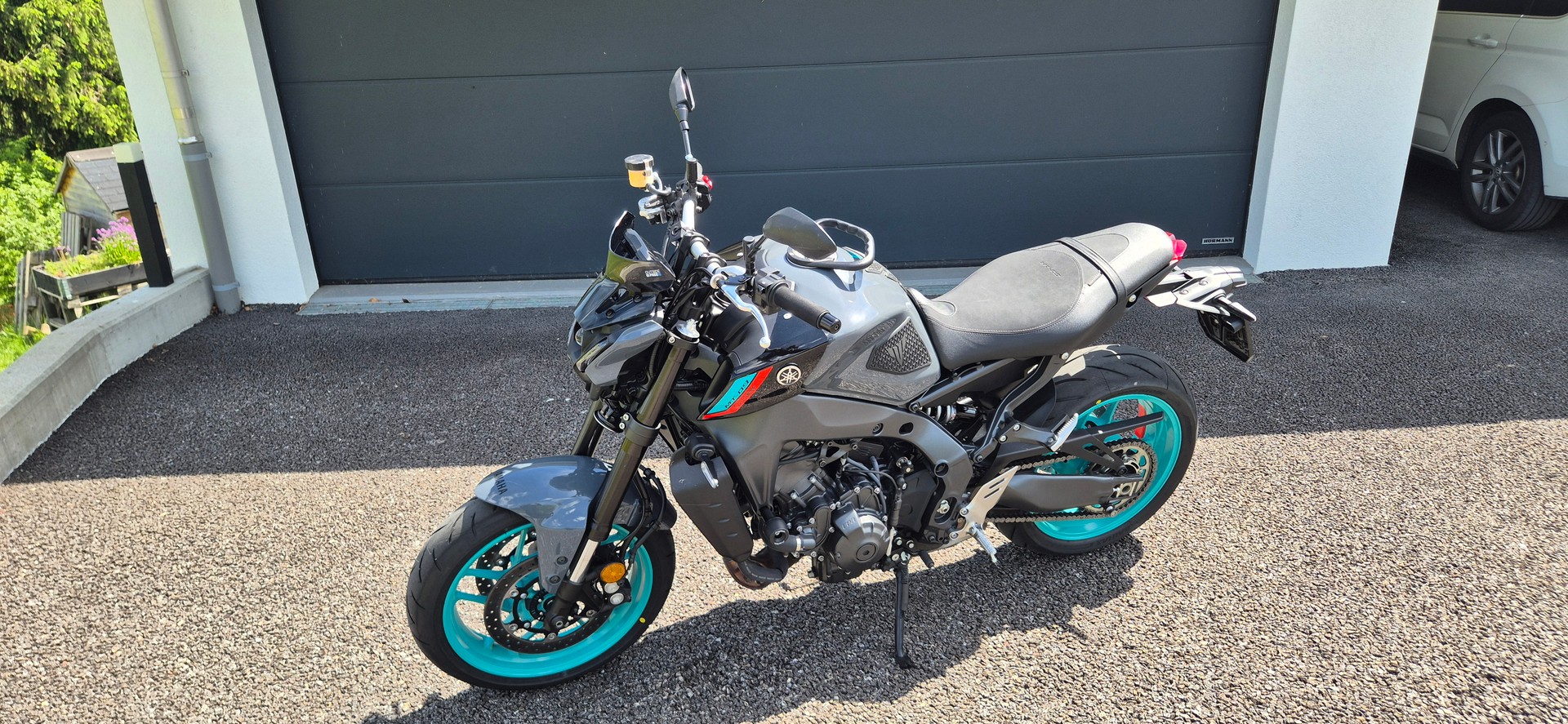 YAMAHA MT-09-image-3