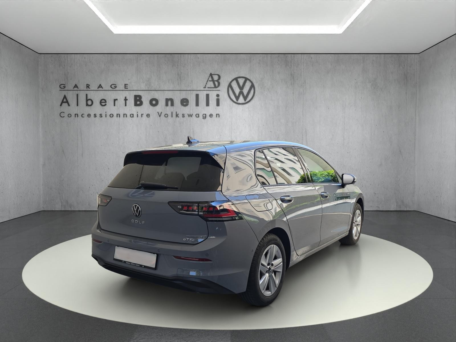 VW Golf 1.5 e TSI mHEV Life DSG-showroom-element-3