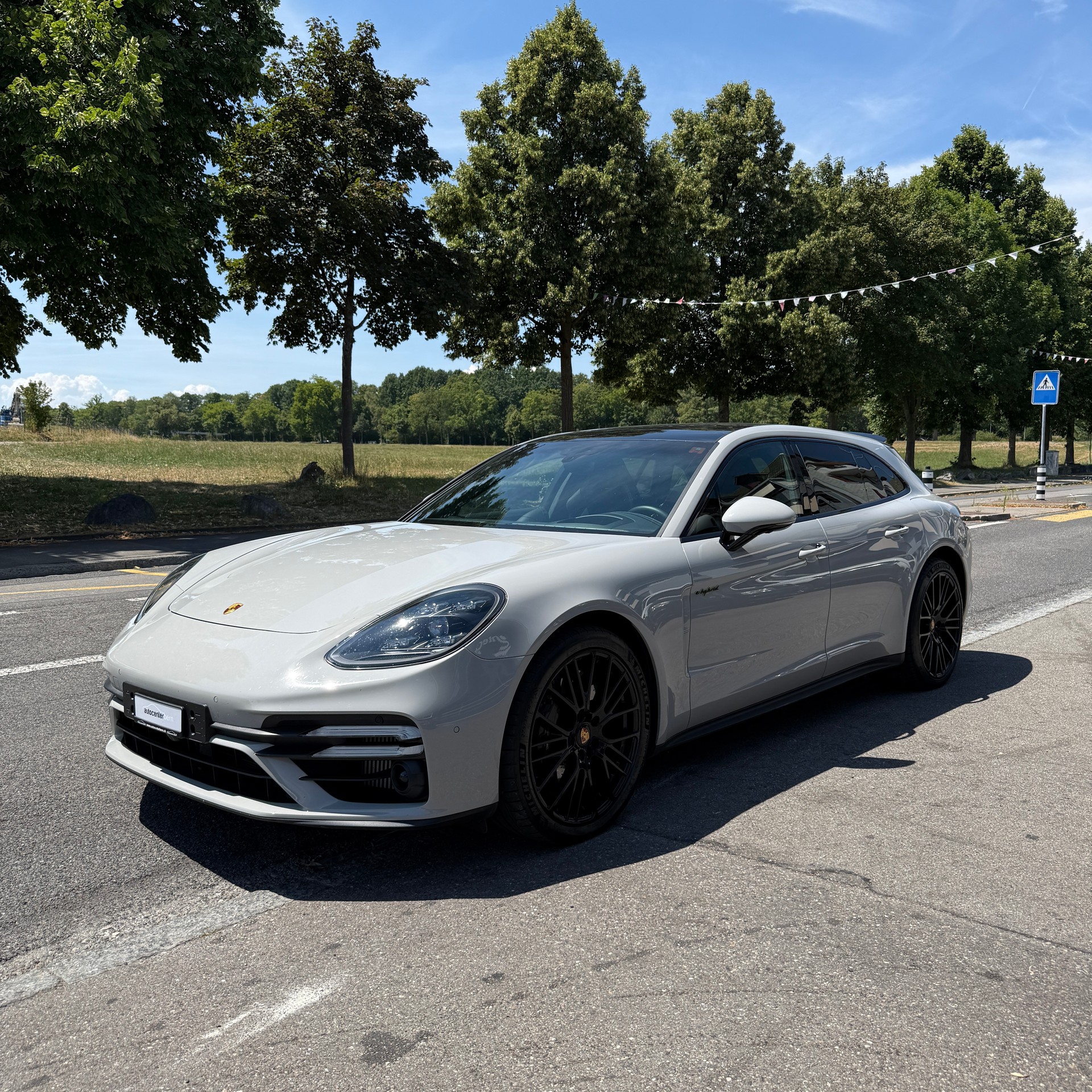 PORSCHE Panamera Turbo S E-Hybrid Sport Turismo PDK-image-2