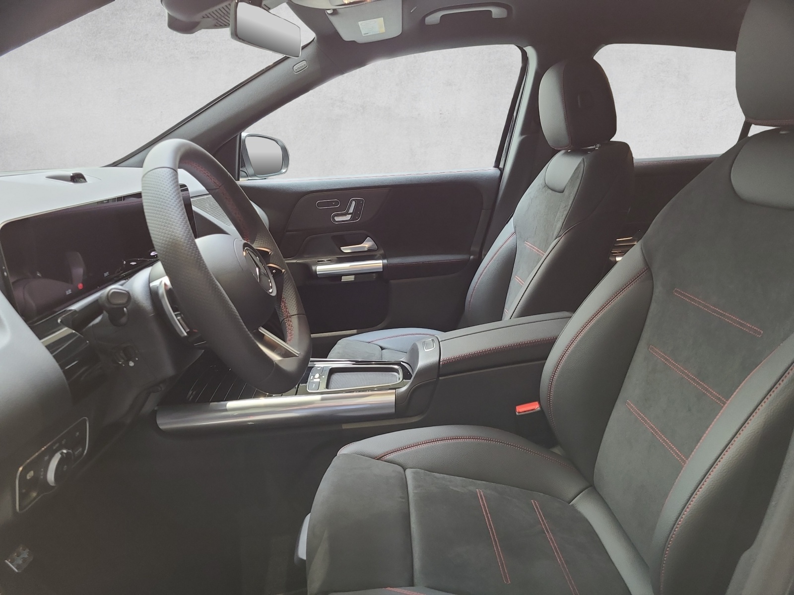 MERCEDES-BENZ GLA 220 4Matic 8G-DCT-image-6