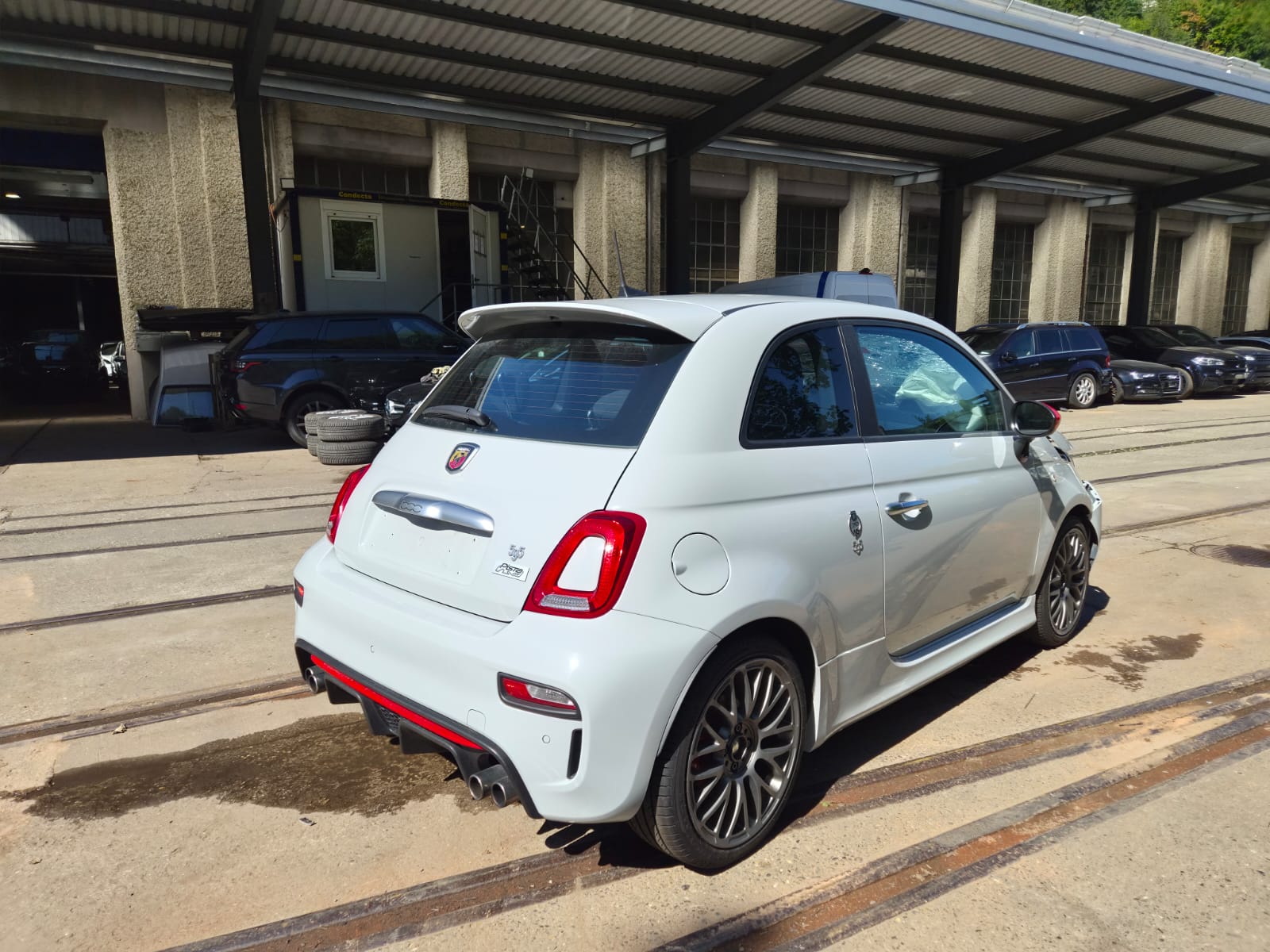 FIAT 595 1.4 16V Turbo Abarth Pista-showroom-element-3