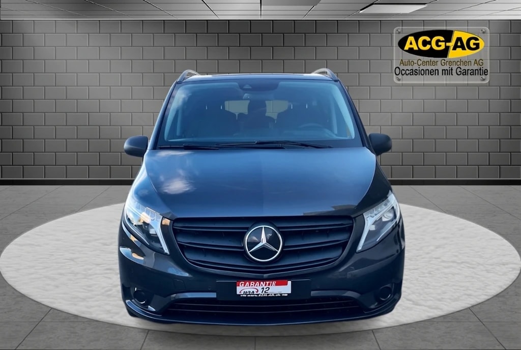 MERCEDES-BENZ Vito 124 CDI Lang Select Tourer 4Matic 9G-Tronic ** 239 PS ** 5-Plätzer ** Gr-Navi ** RF-Kamera ** Anh-Kupplung ** Frisch Ab MFK-showroom-element-1