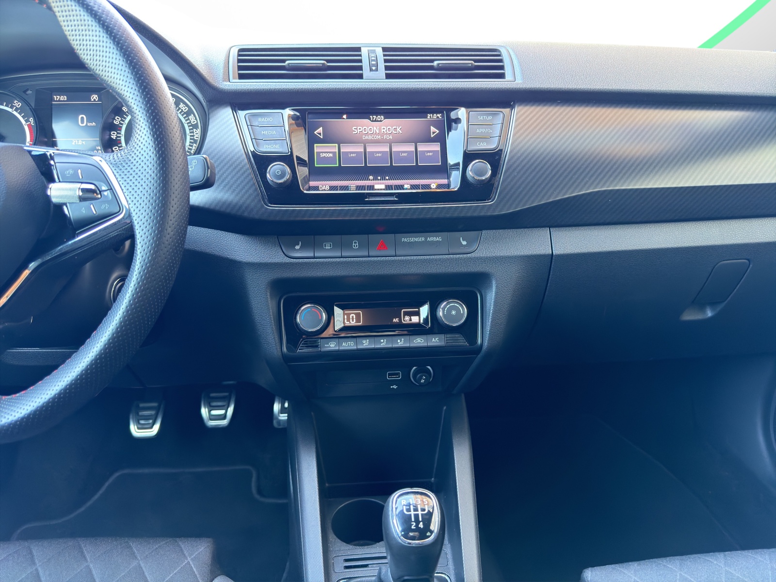 SKODA Fabia 1.0 TSI Monte Carlo-image-10