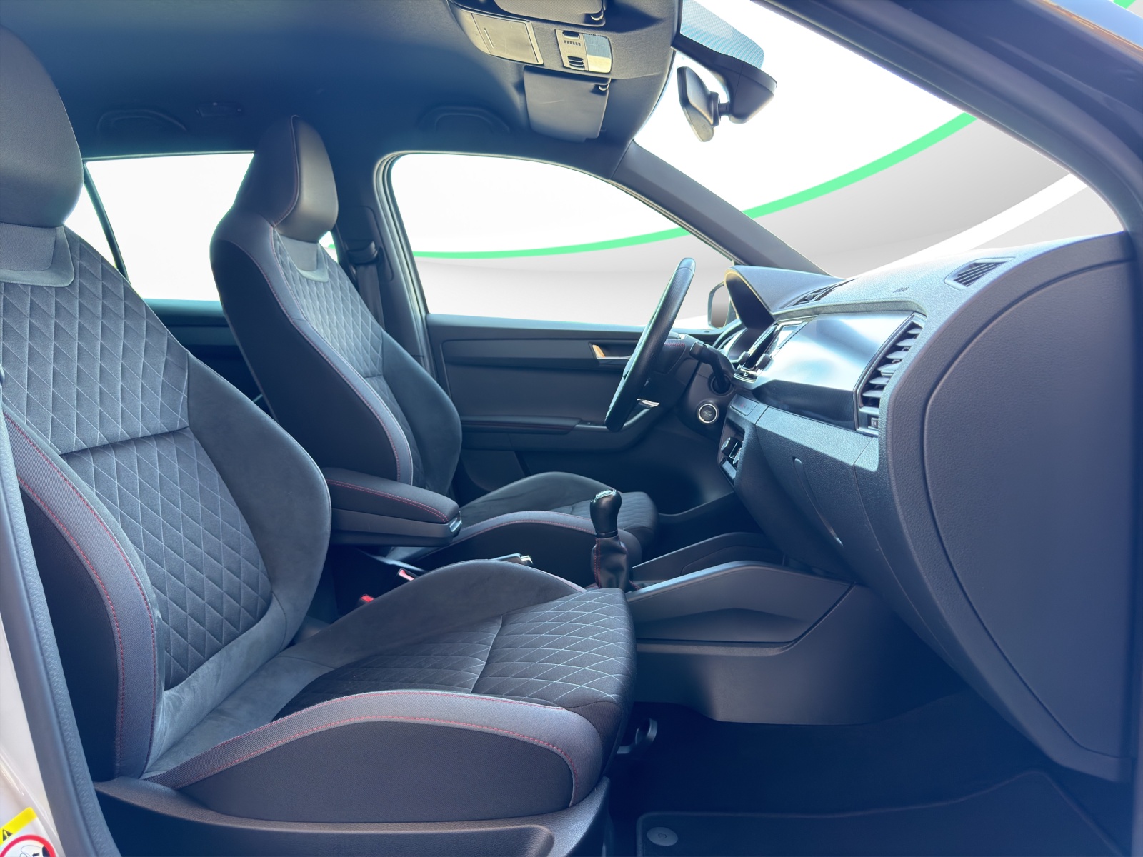 SKODA Fabia 1.0 TSI Monte Carlo-image-12