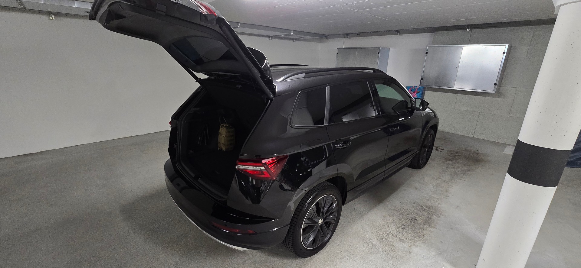 SKODA Karoq 2.0 TSI SportLine 4x4 DSG-image-2