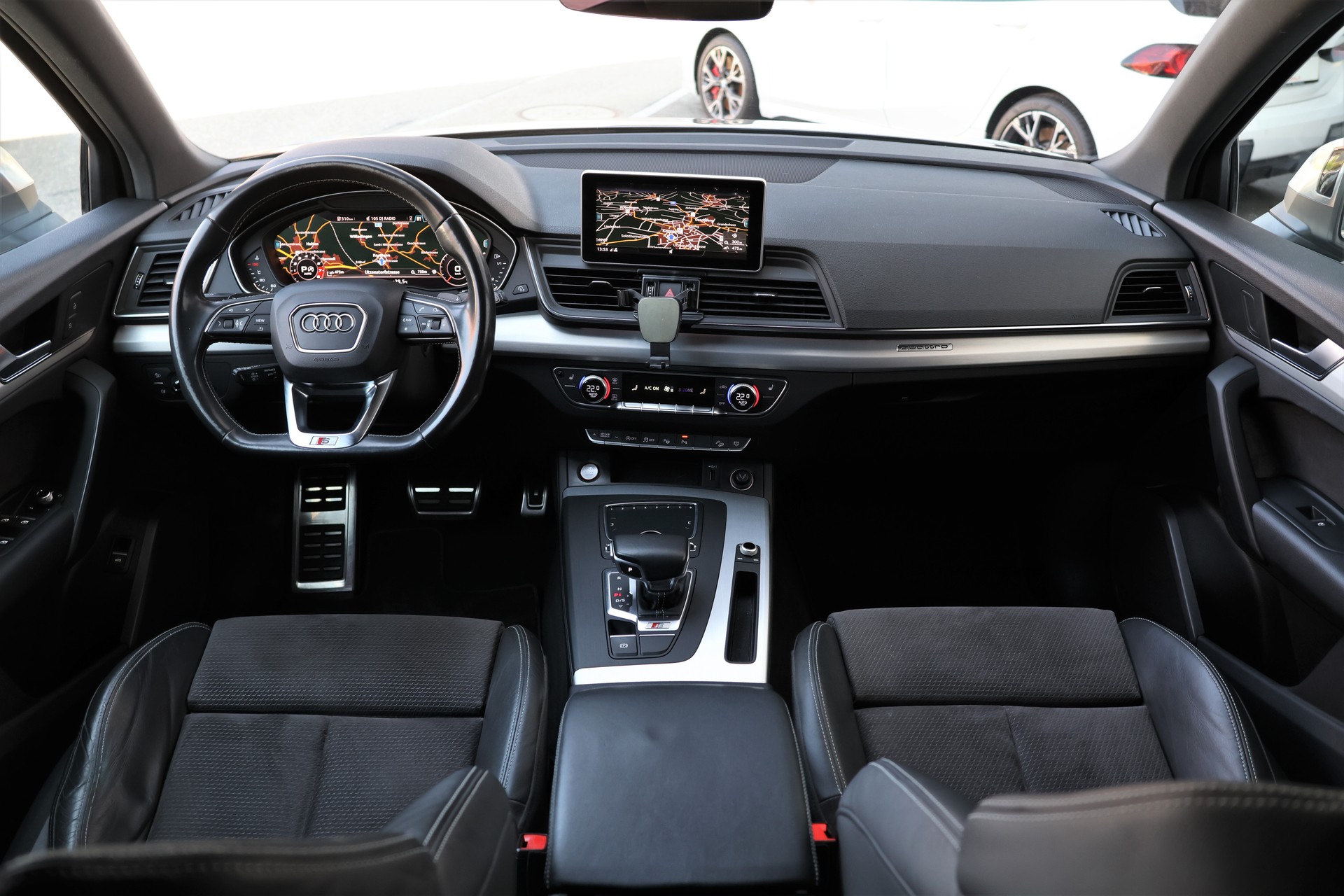 AUDI SQ5 3.0 TFSI quattro S-tronic (CH)-image-15