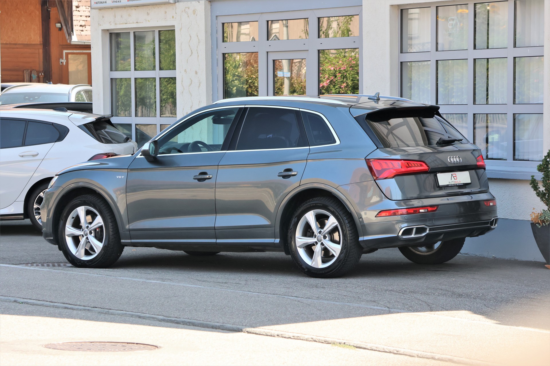 AUDI SQ5 3.0 TFSI quattro S-tronic (CH)-image-4
