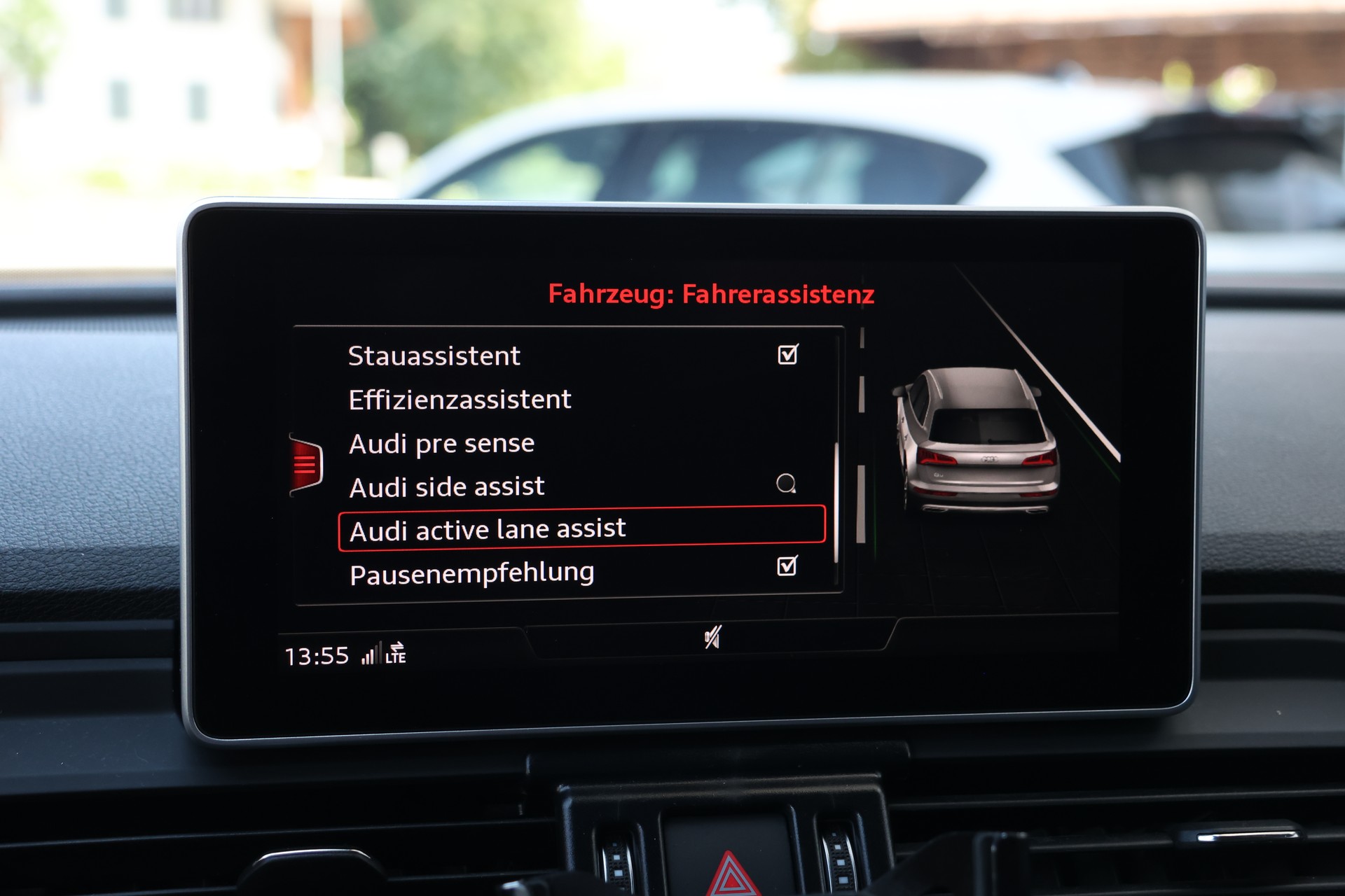 AUDI SQ5 3.0 TFSI quattro S-tronic (CH)-image-22