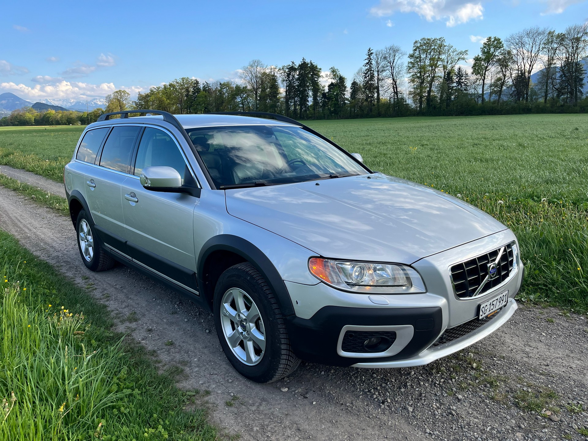 VOLVO 2.4 D5 Summum AWD-image-1