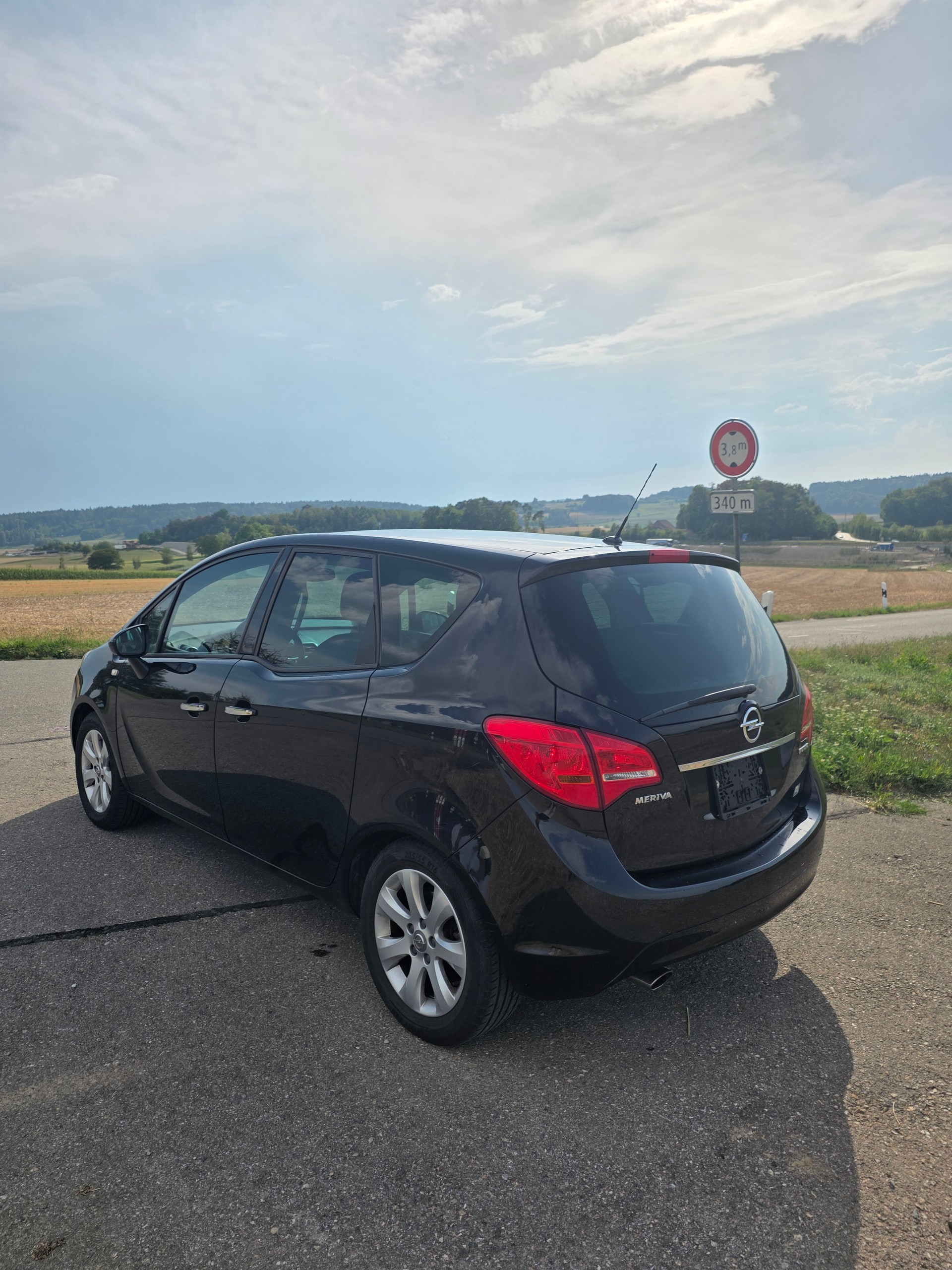 OPEL Meriva 1.4 Turbo Cosmo-image-6