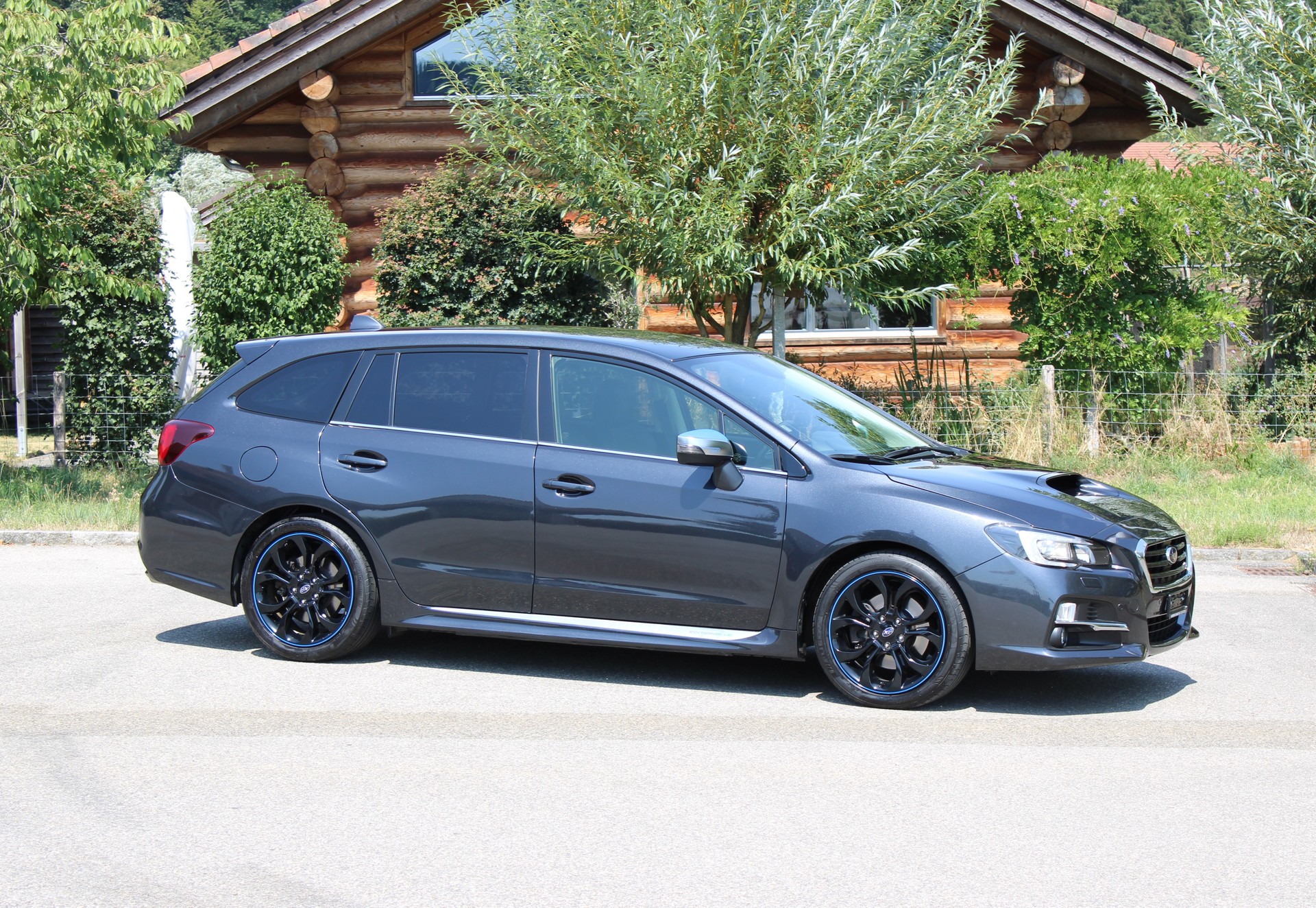 SUBARU Levorg 1.6DIT Swiss S AWD Blue Edition