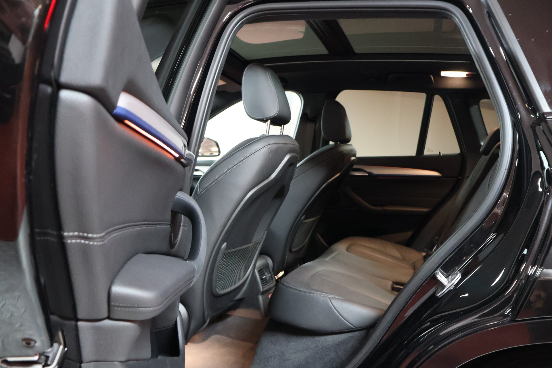 BMW X1 xDrive 25e M Sport Steptronic-image-19