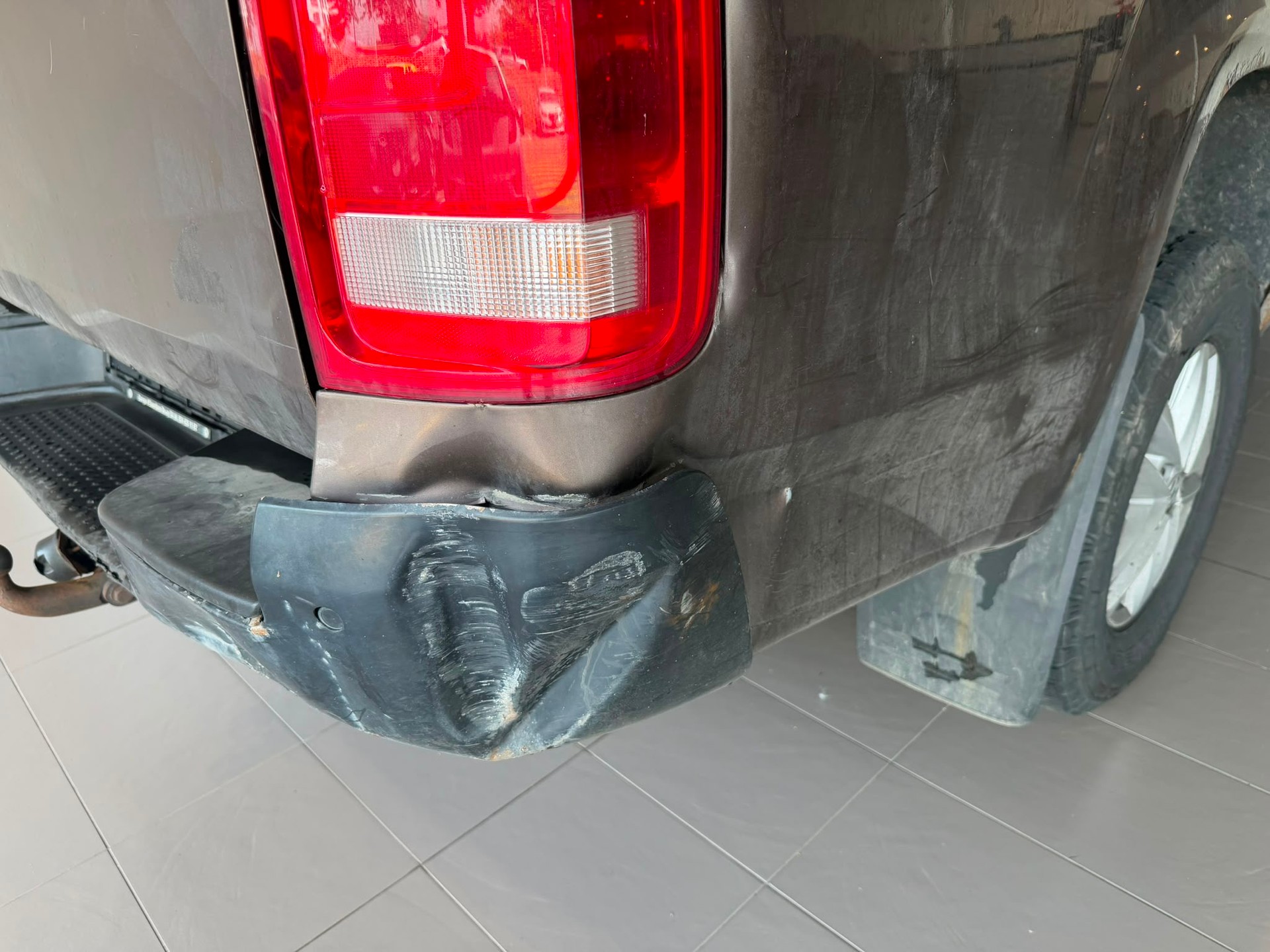VW Amarok 2.0 BiTDI Ultimate 4Motion permanent A-image-8