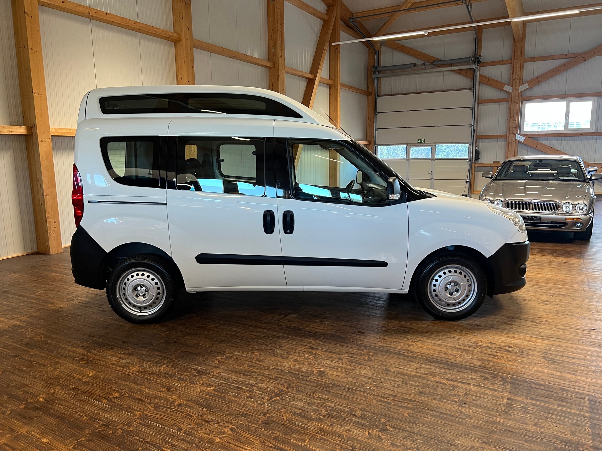 FIAT Doblò 1.4 Active-showroom-element-3