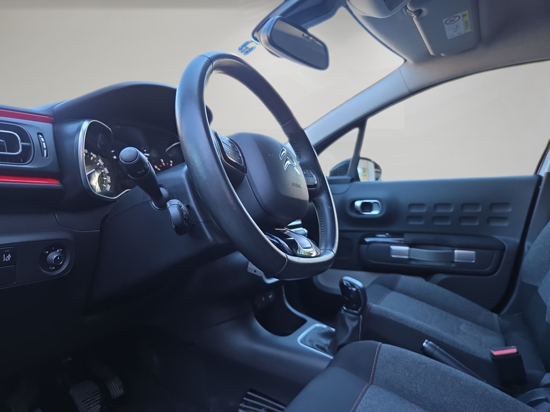 CITROEN C3 1.2i PureTech Feel Edition-showroom-element-3
