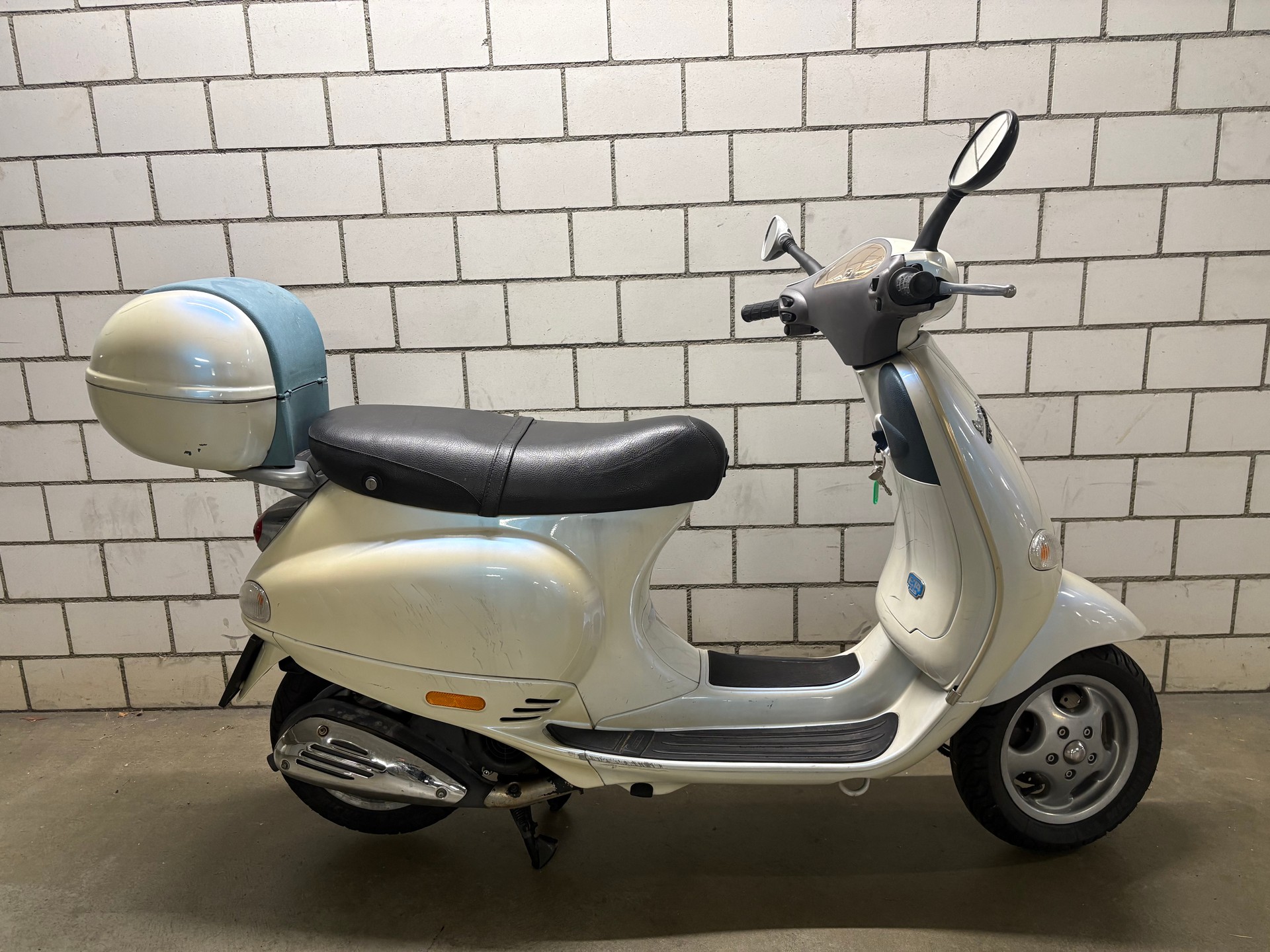 PIAGGIO Vespa 125 ET4-image-1