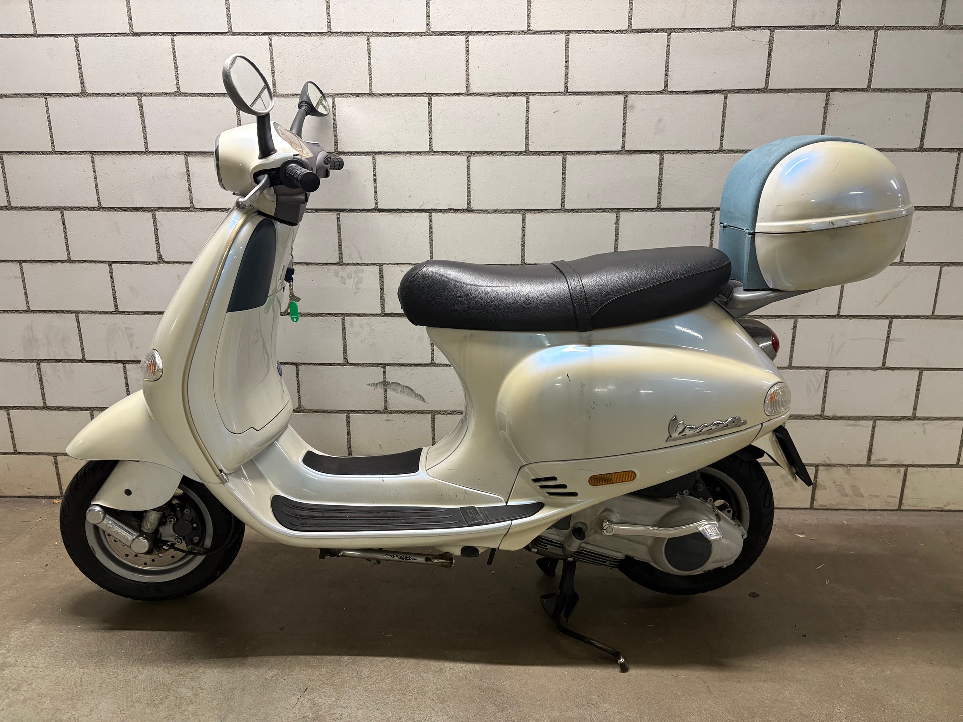 PIAGGIO Vespa 125 ET4-image-4