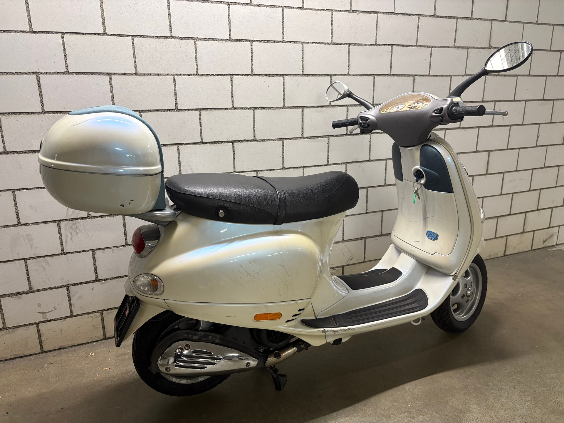 PIAGGIO Vespa 125 ET4-image-2